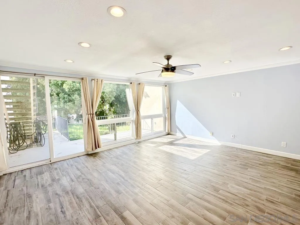 Photo #3: 250033470 Listing 