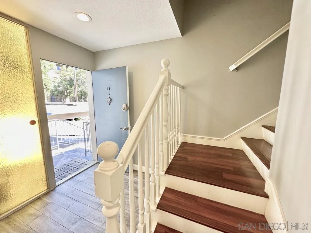 Photo #17: 250033470 Listing: Photo #17