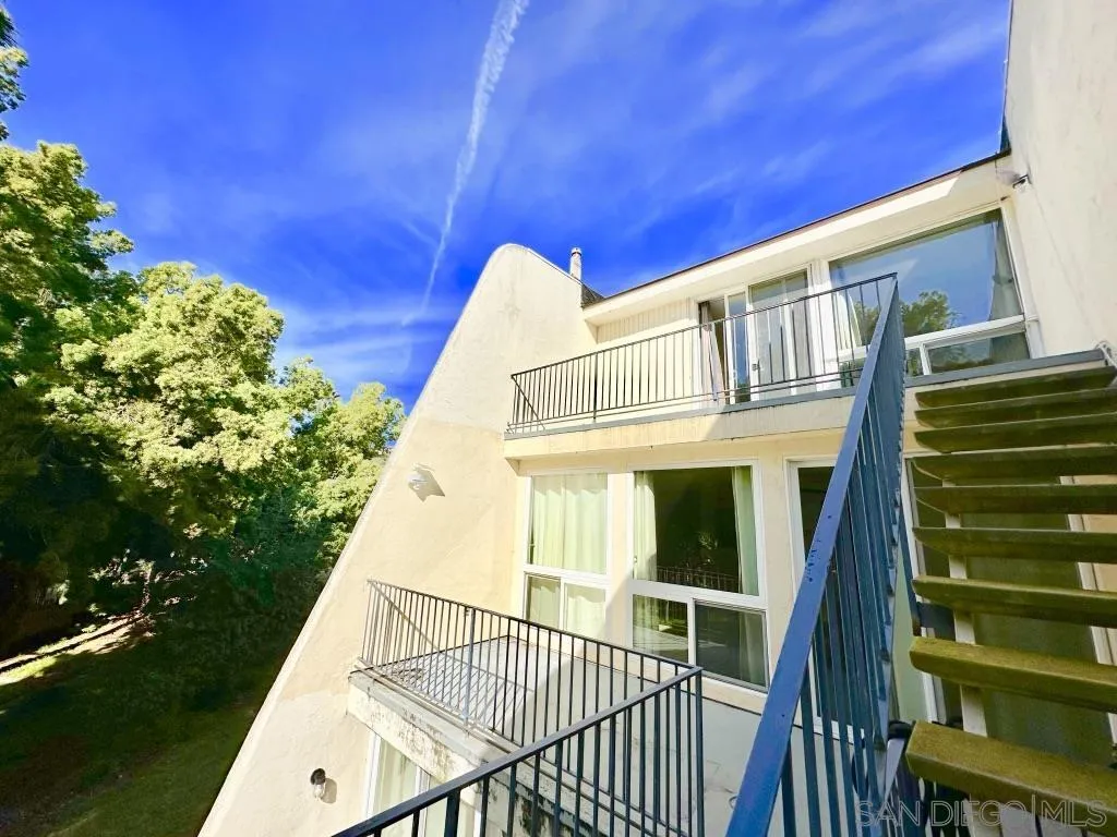Photo #2: 250033470 Listing 