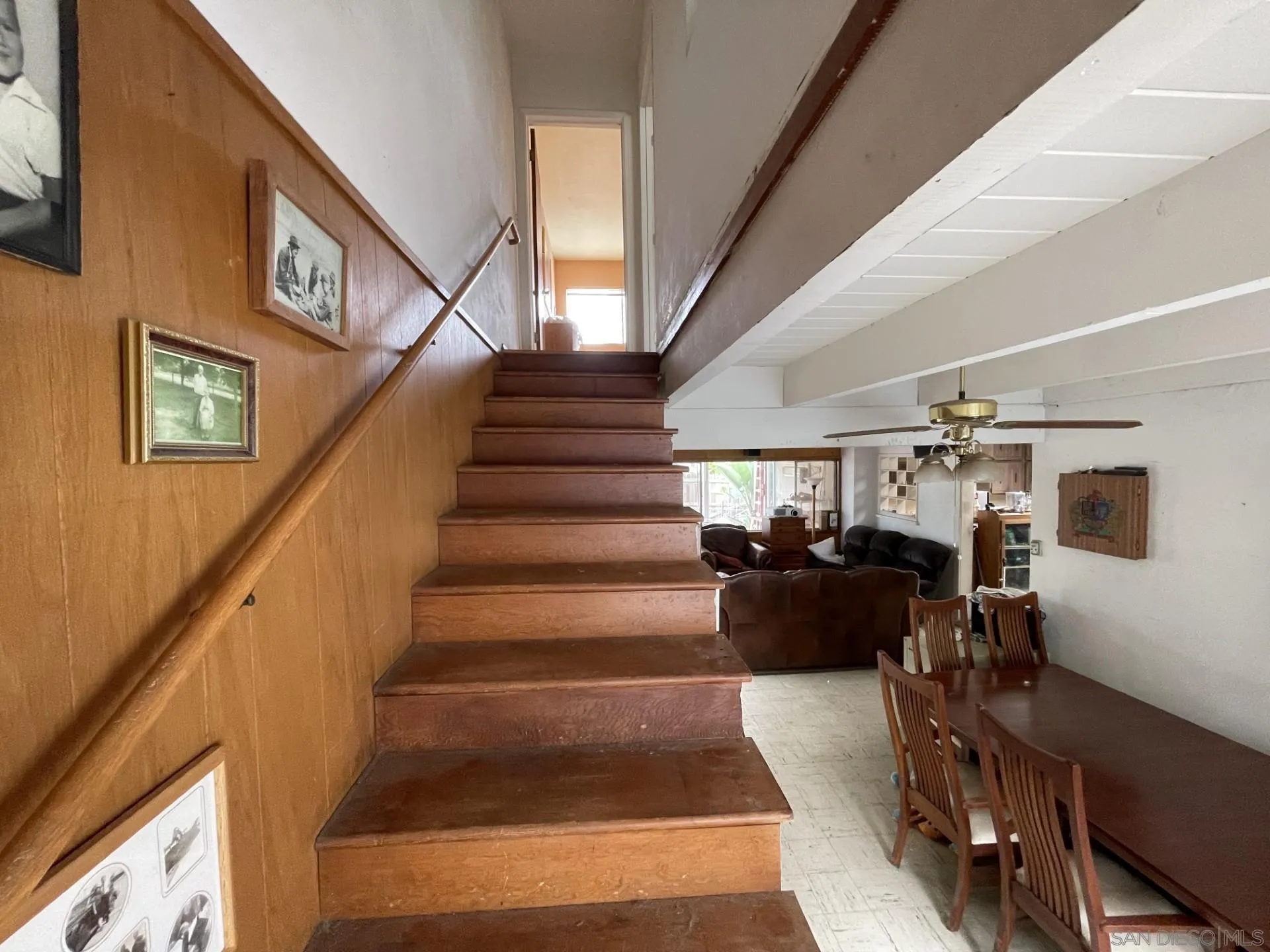 https://cdn.realtyfeed.com/cdn/127/250033473/dc5389031746a7860558a52c4ea6fd5b.webp