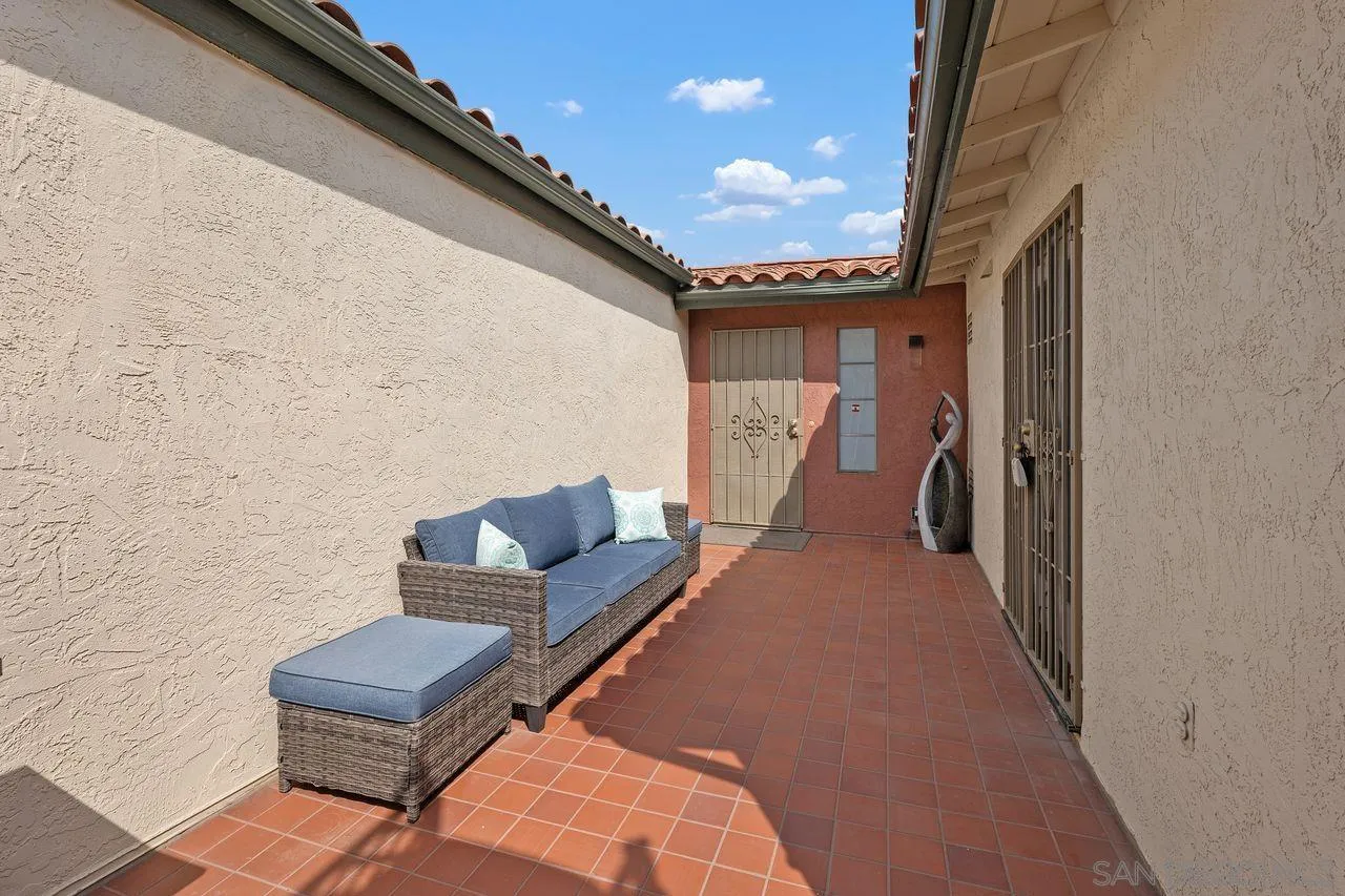 Photo #5: 250033477 Listing 
