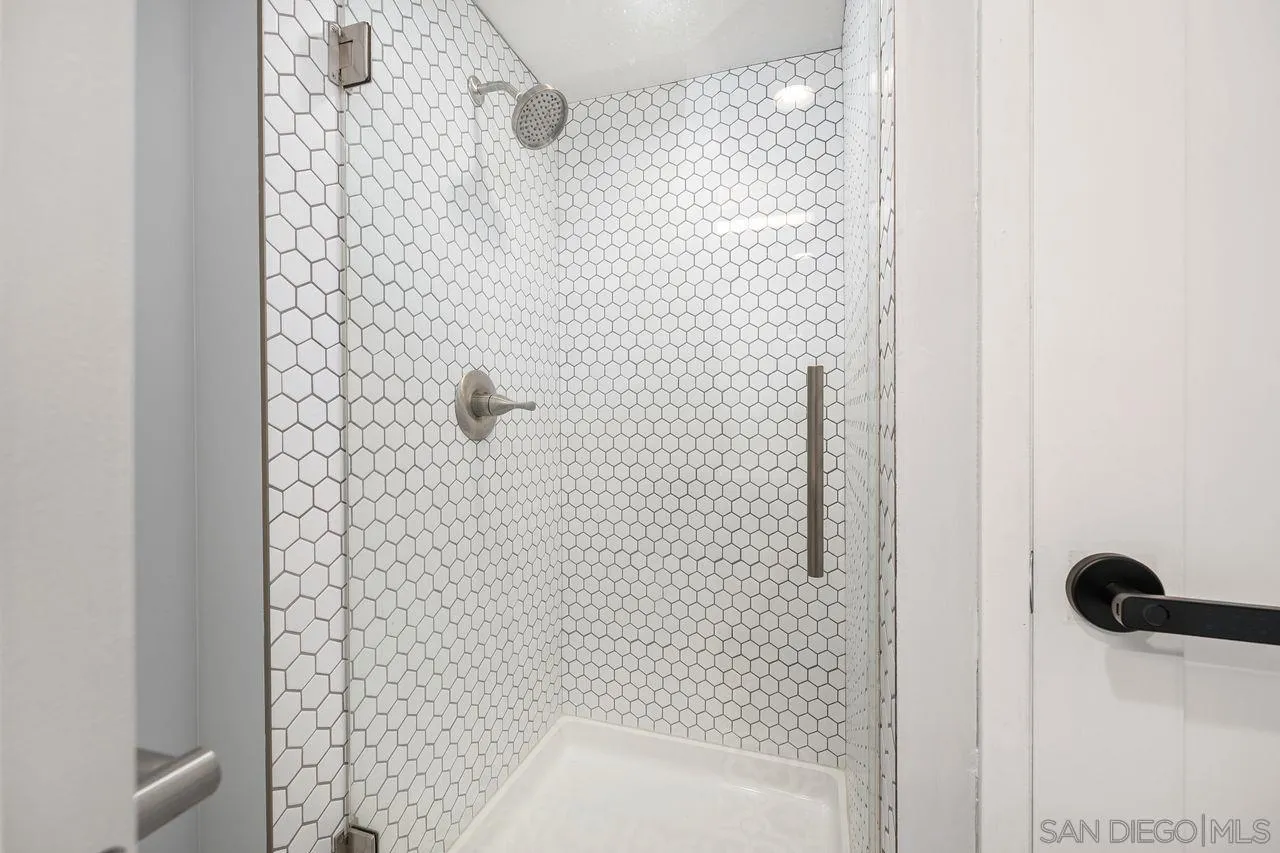 Photo #31: 250033477 Listing: Photo #31