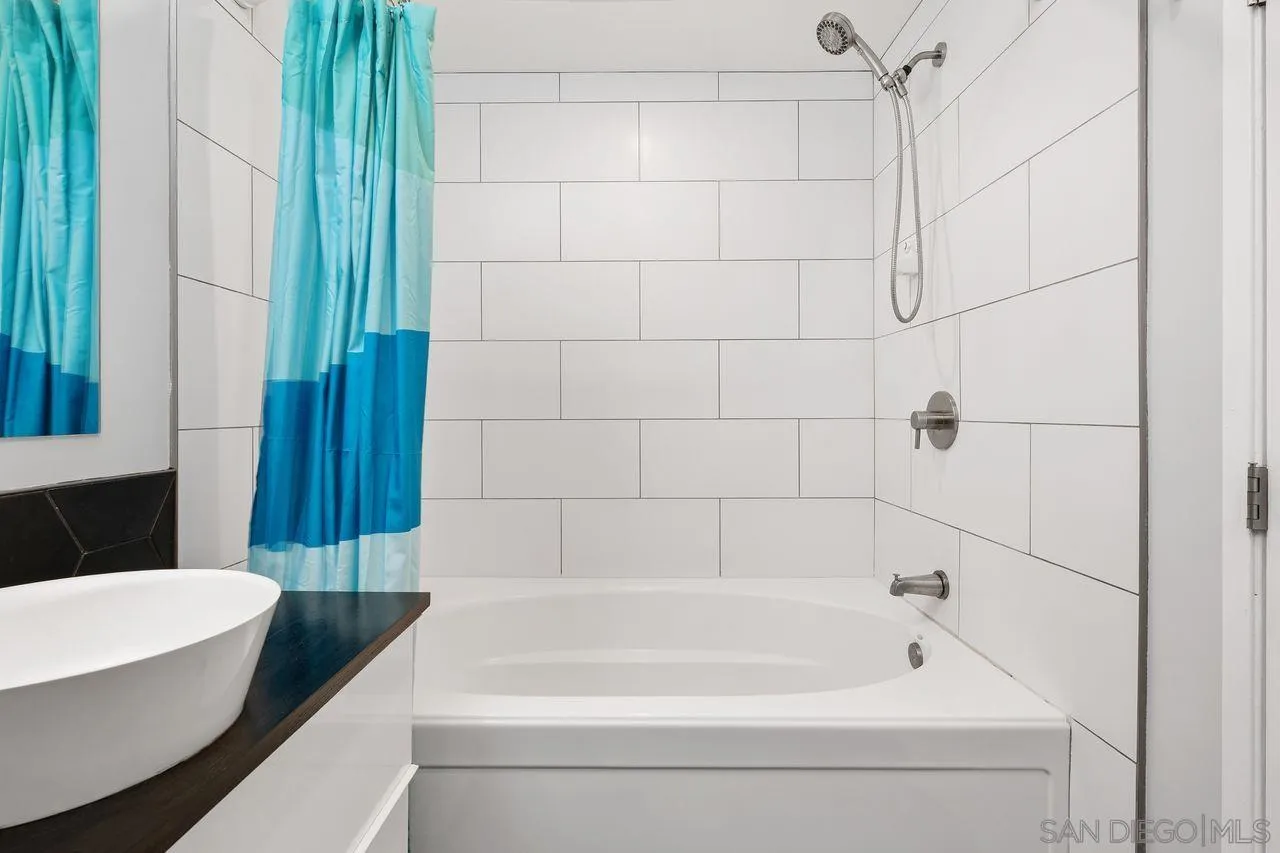 Photo #35: 250033477 Listing: Photo #35