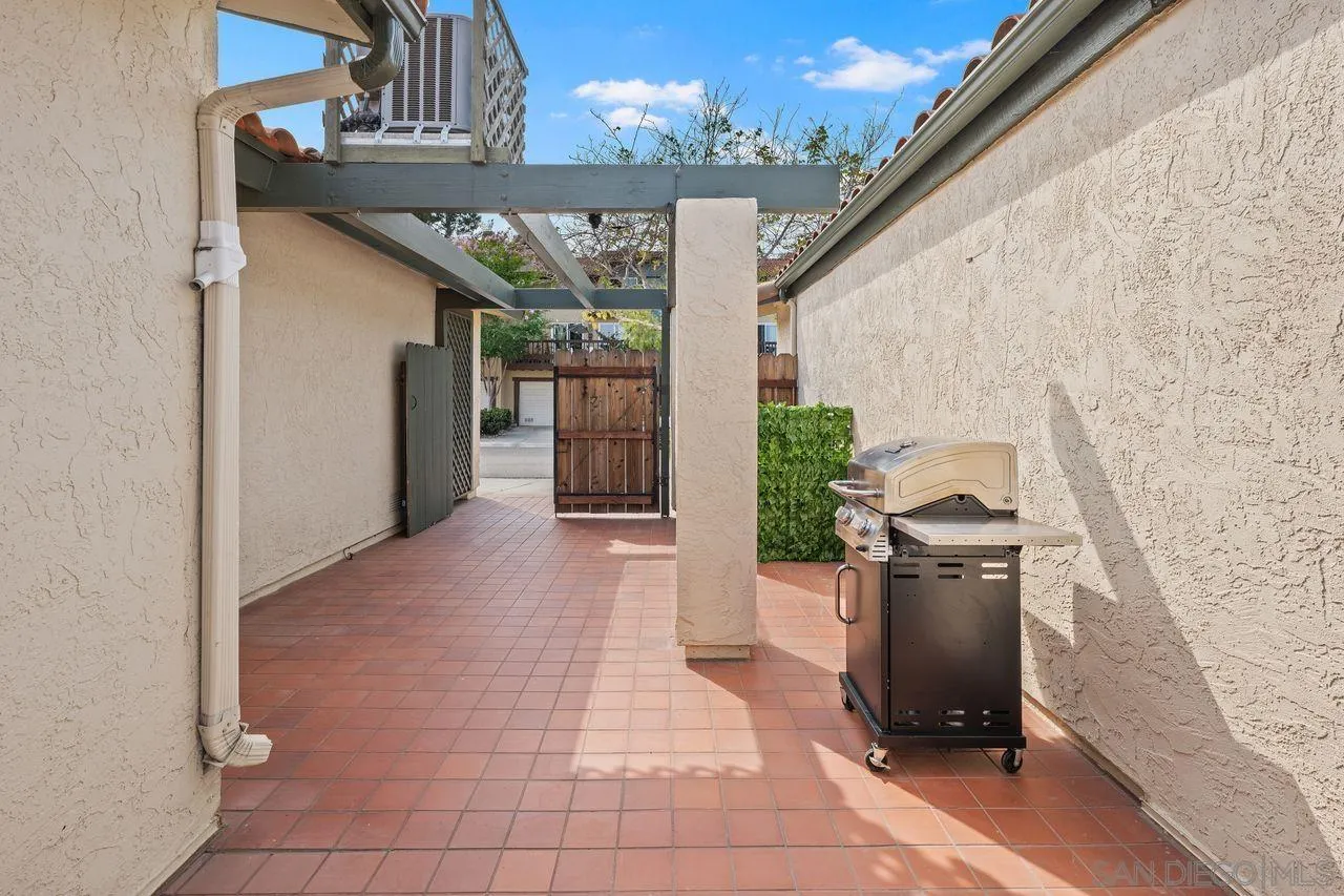 Photo #4: 250033477 Listing 