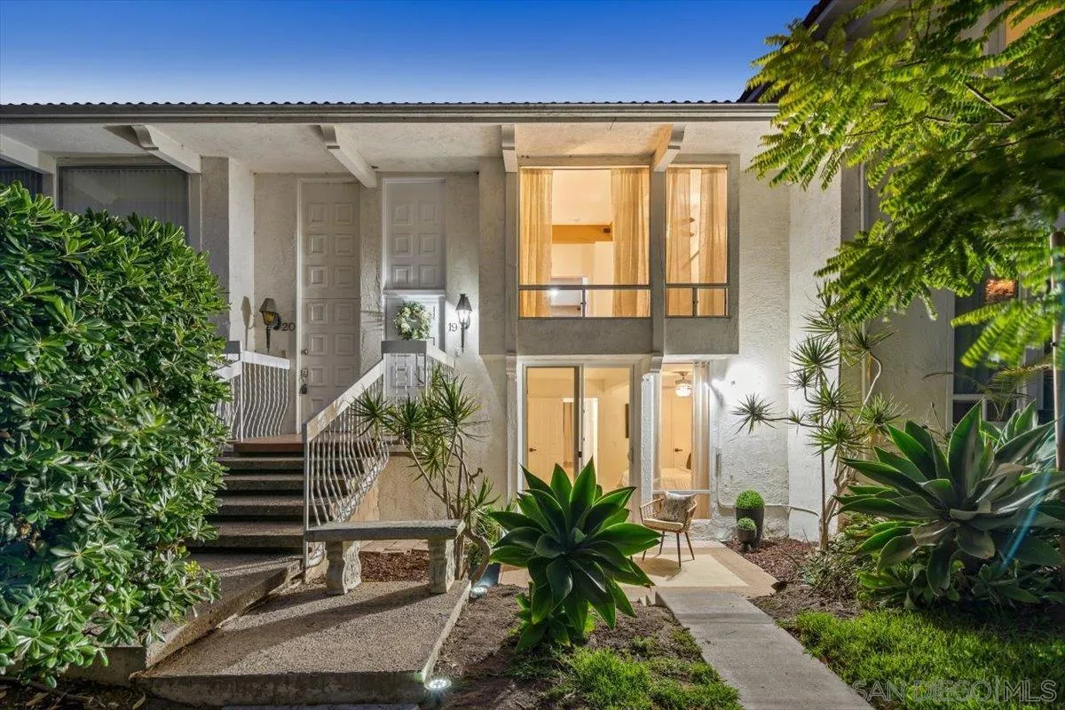 Photo #2: 250033478 Listing 