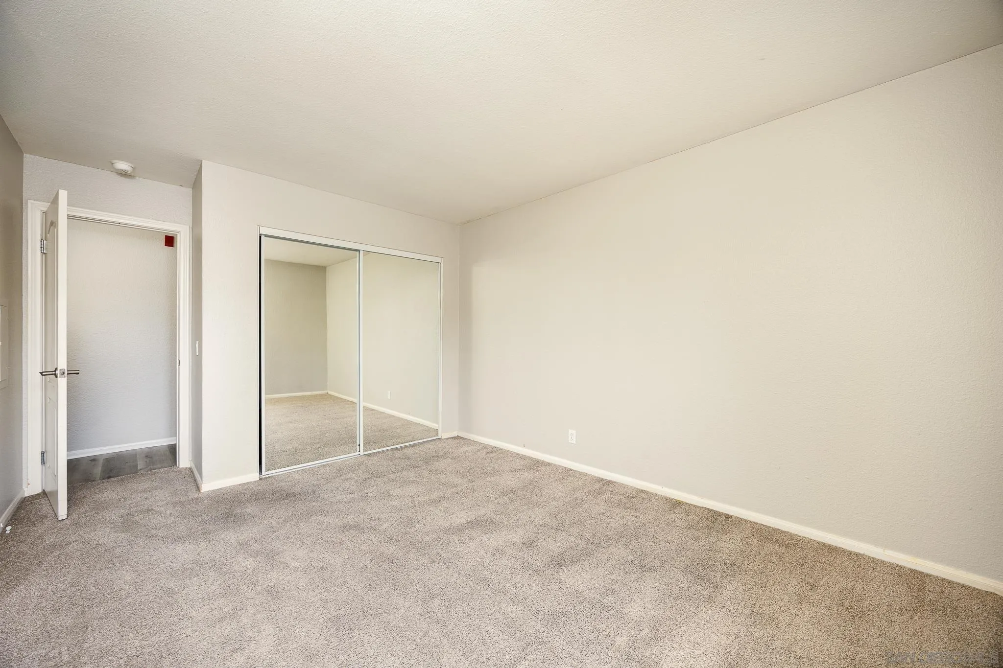 Photo #16: 250033486 Listing: Photo #16