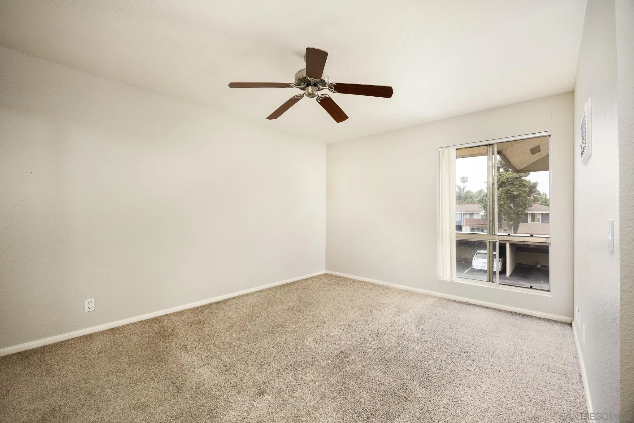 Photo #18: 250033486 Listing: Photo #18