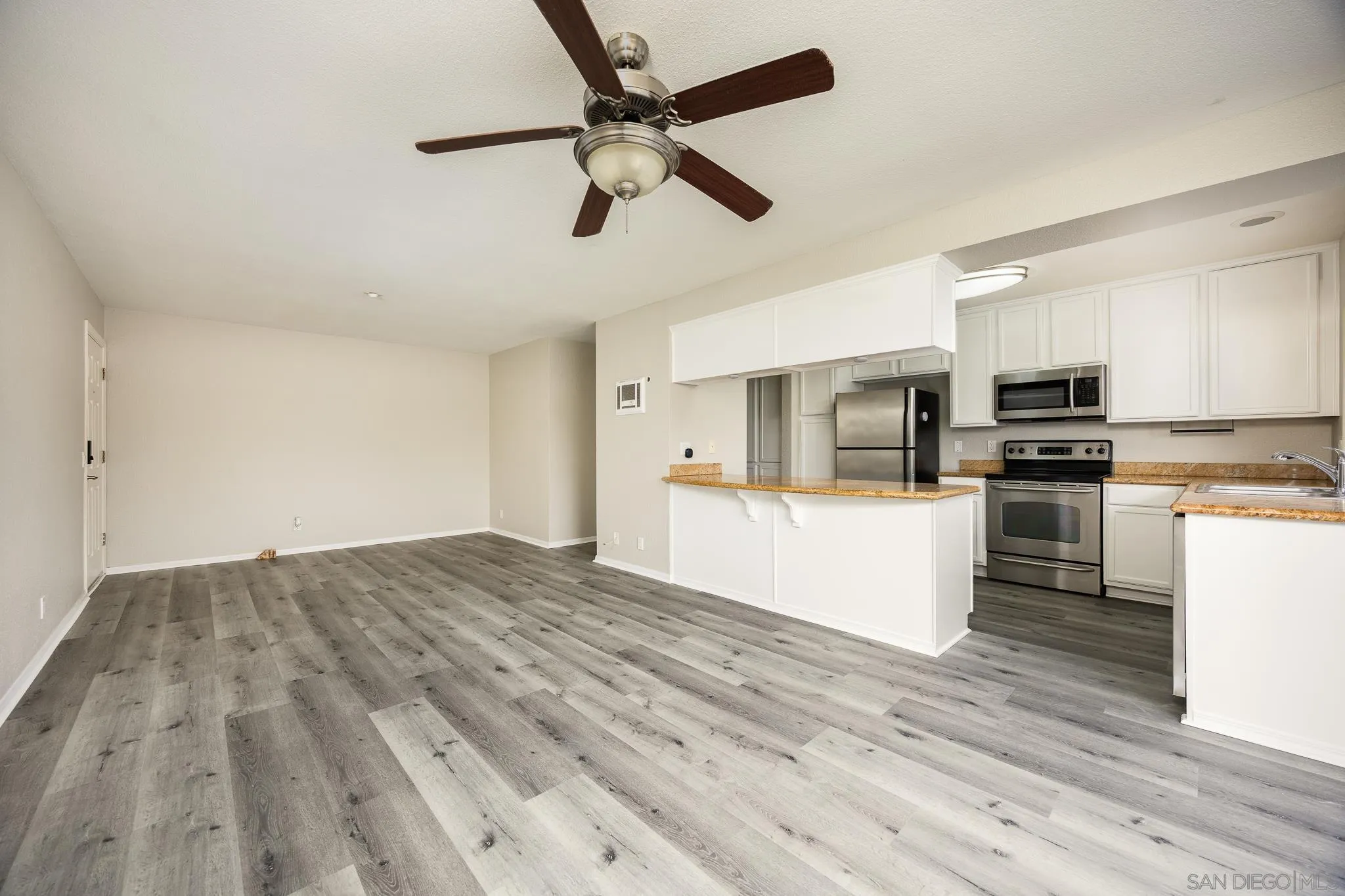 Photo #12: 250033486 Listing: Photo #12