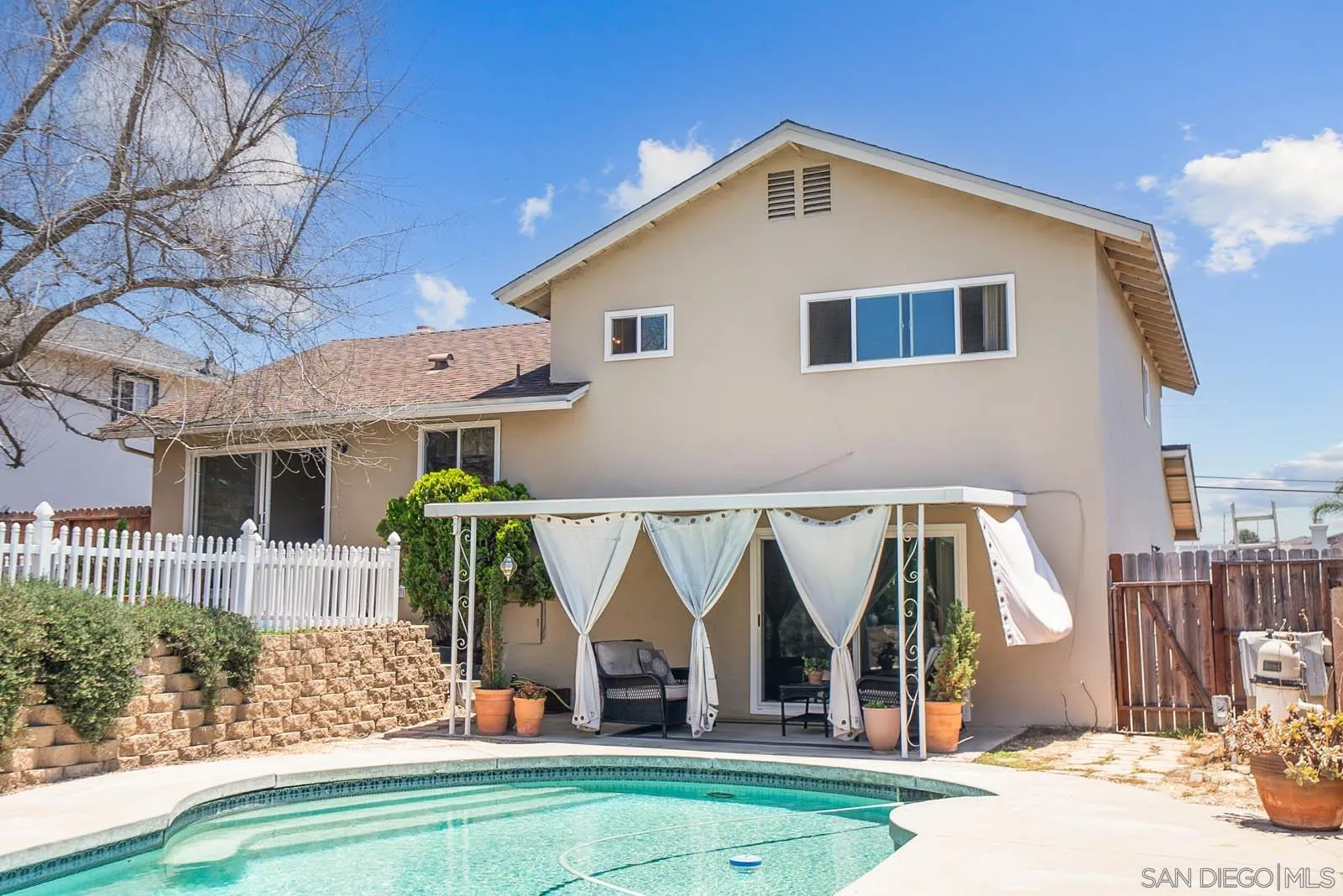 https://cdn.realtyfeed.com/cdn/127/250033488/38a22f4f3d14f6792830d10c8e99e598.webp