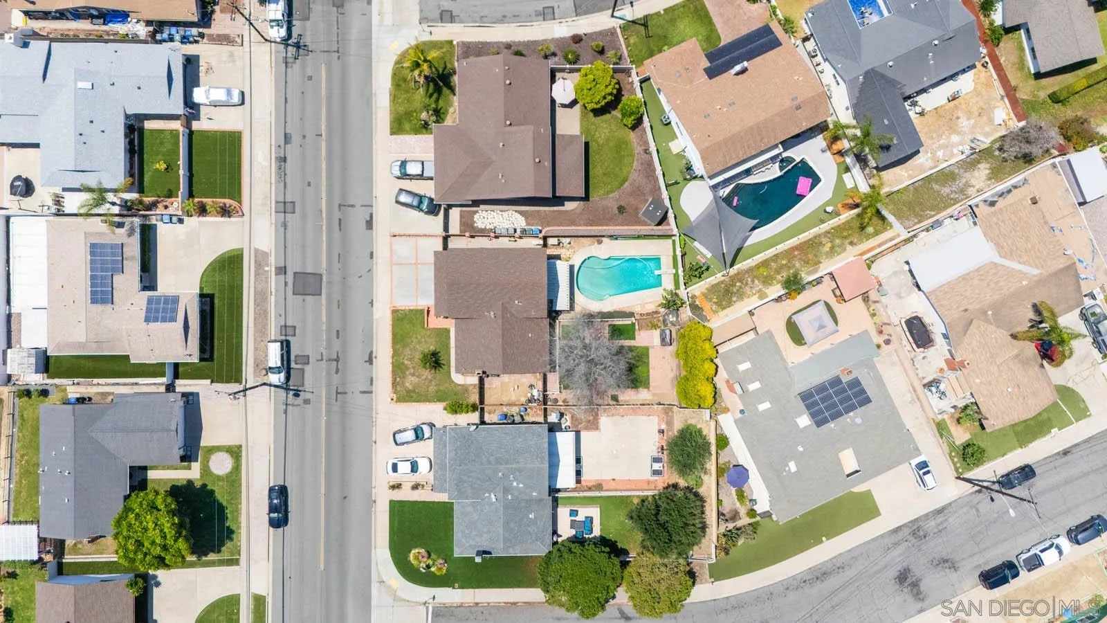 https://cdn.realtyfeed.com/cdn/127/250033488/3ec2b317cd2837045996828252cf89d4.webp