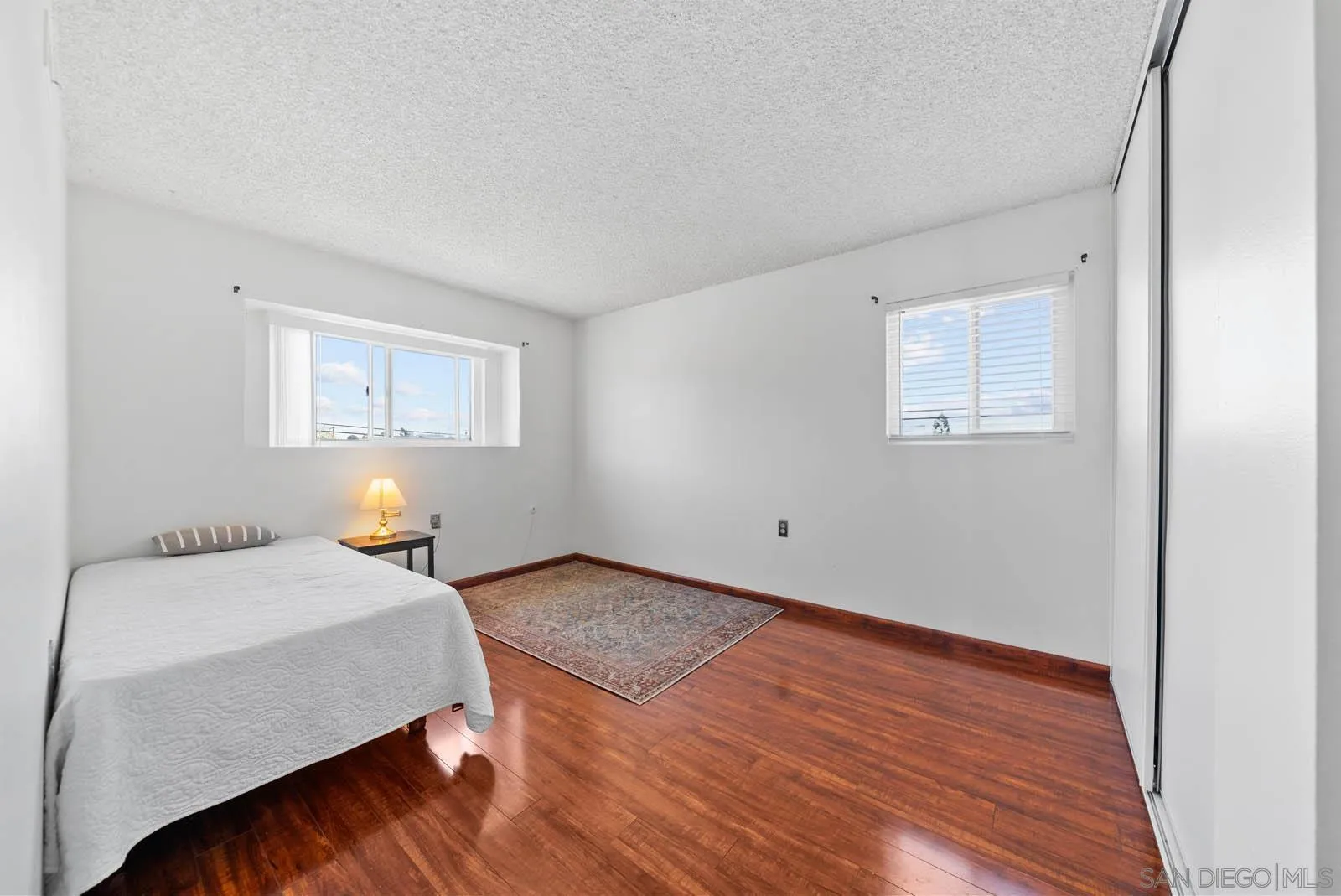 https://cdn.realtyfeed.com/cdn/127/250033488/7654765329cf63bd2e5642f1523db00a.webp
