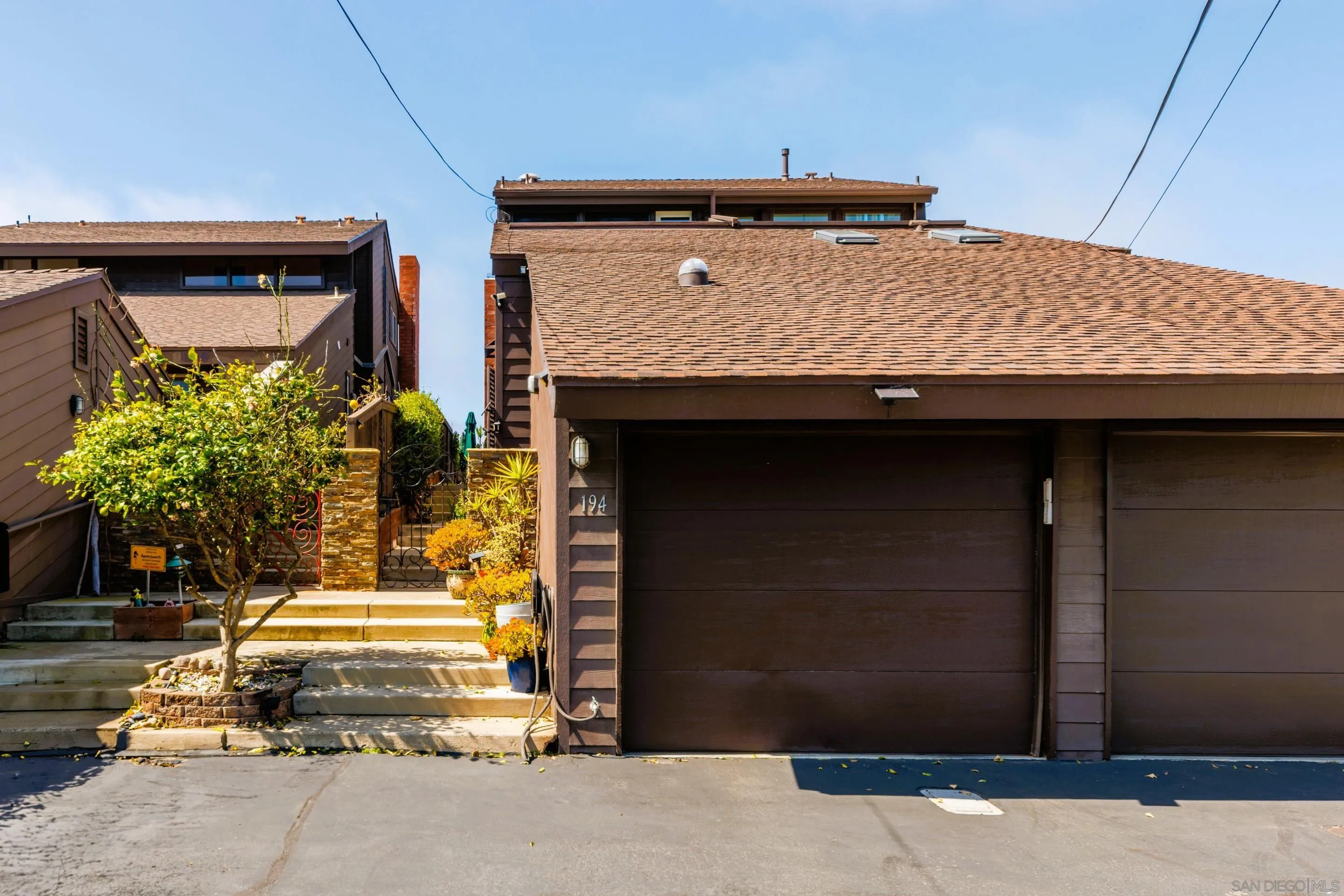 Photo #5: 250033490 Listing 