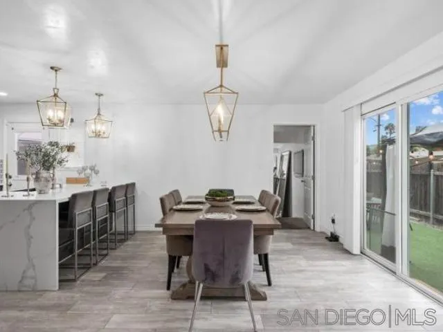 https://cdn.realtyfeed.com/cdn/127/250033494/121062dfd88cec57d4e3d43e18069b13.webp