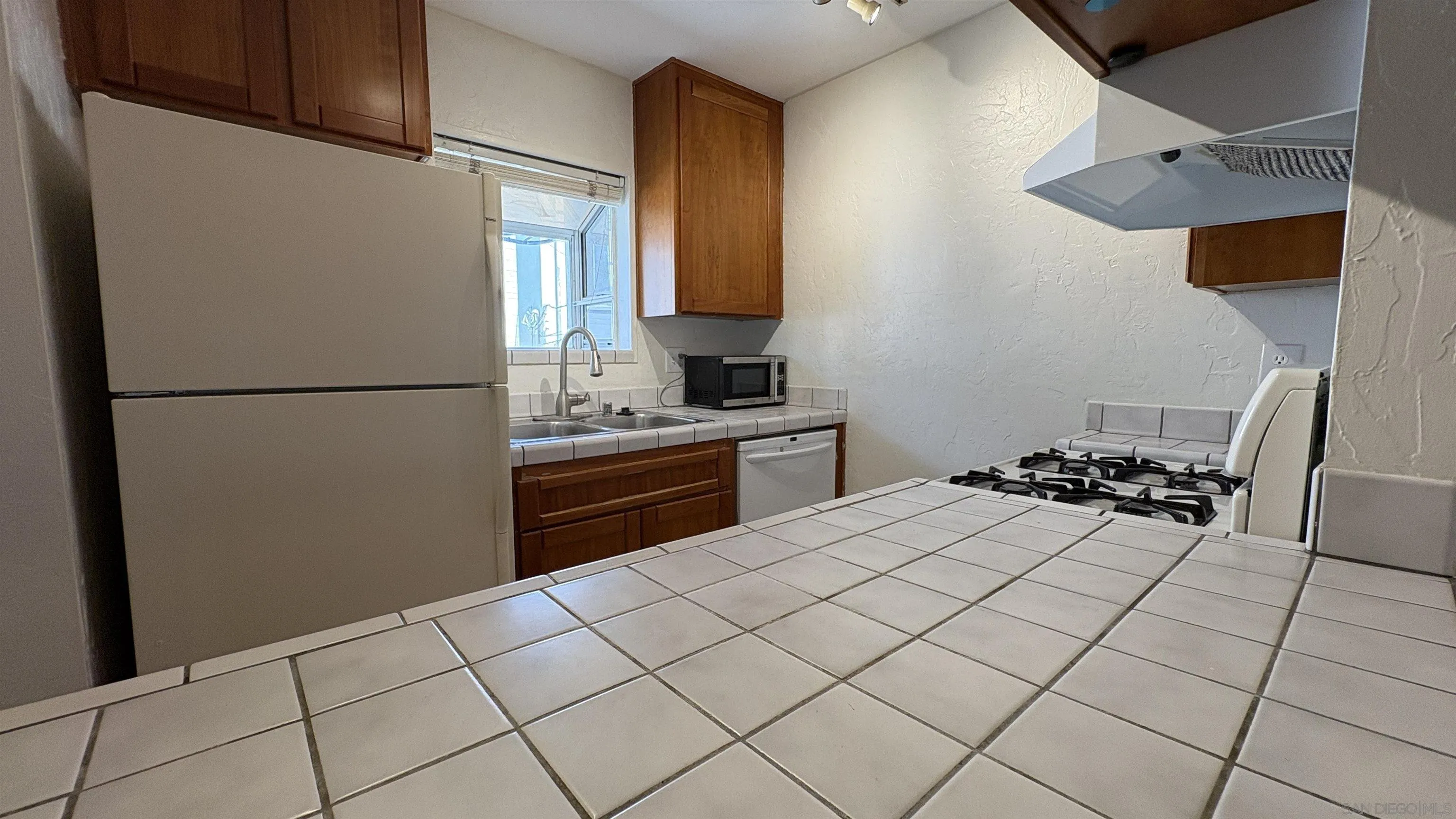 Photo #18: 250033500 Listing: Photo #18