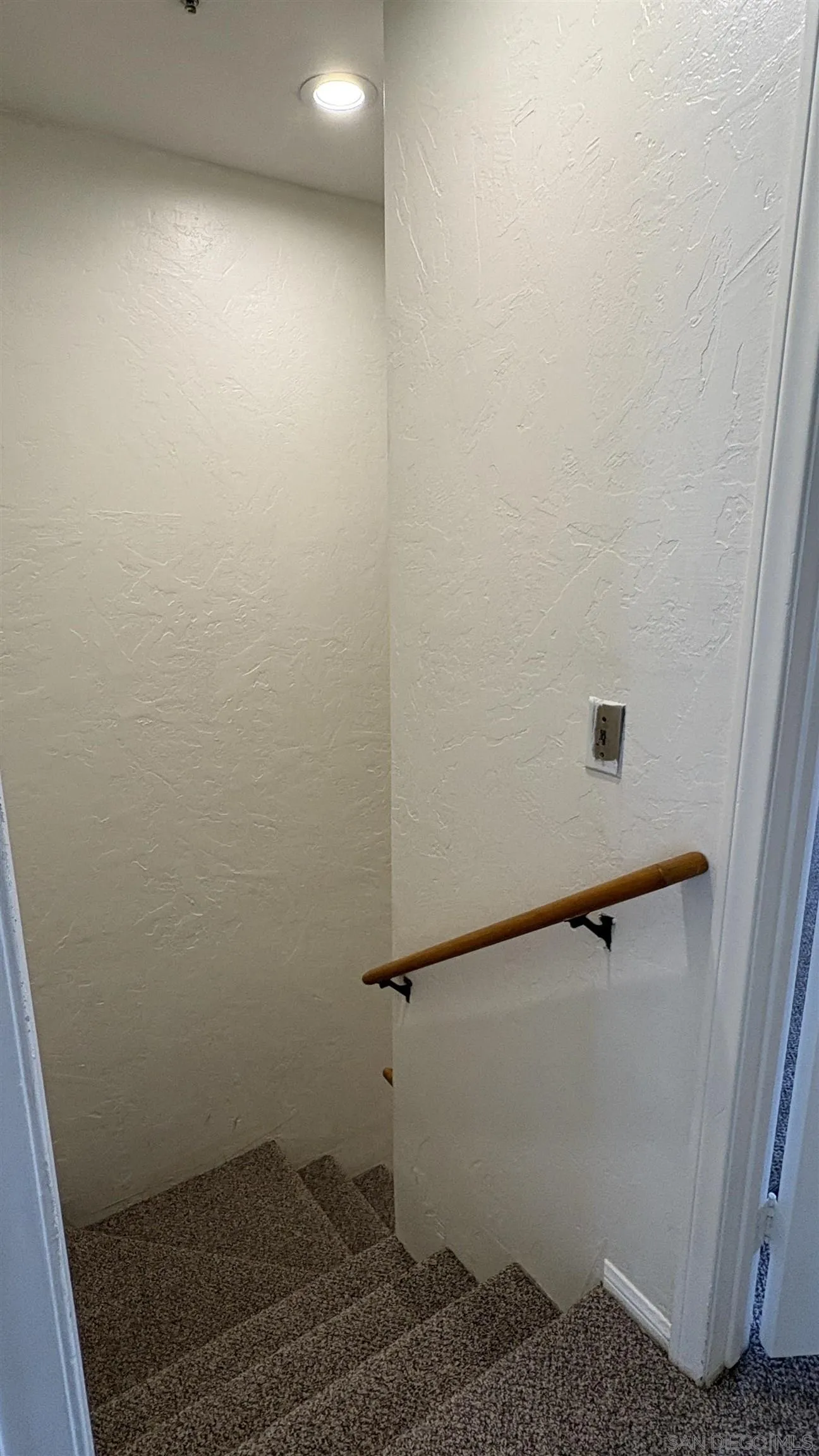 Photo #24: 250033500 Listing: Photo #24