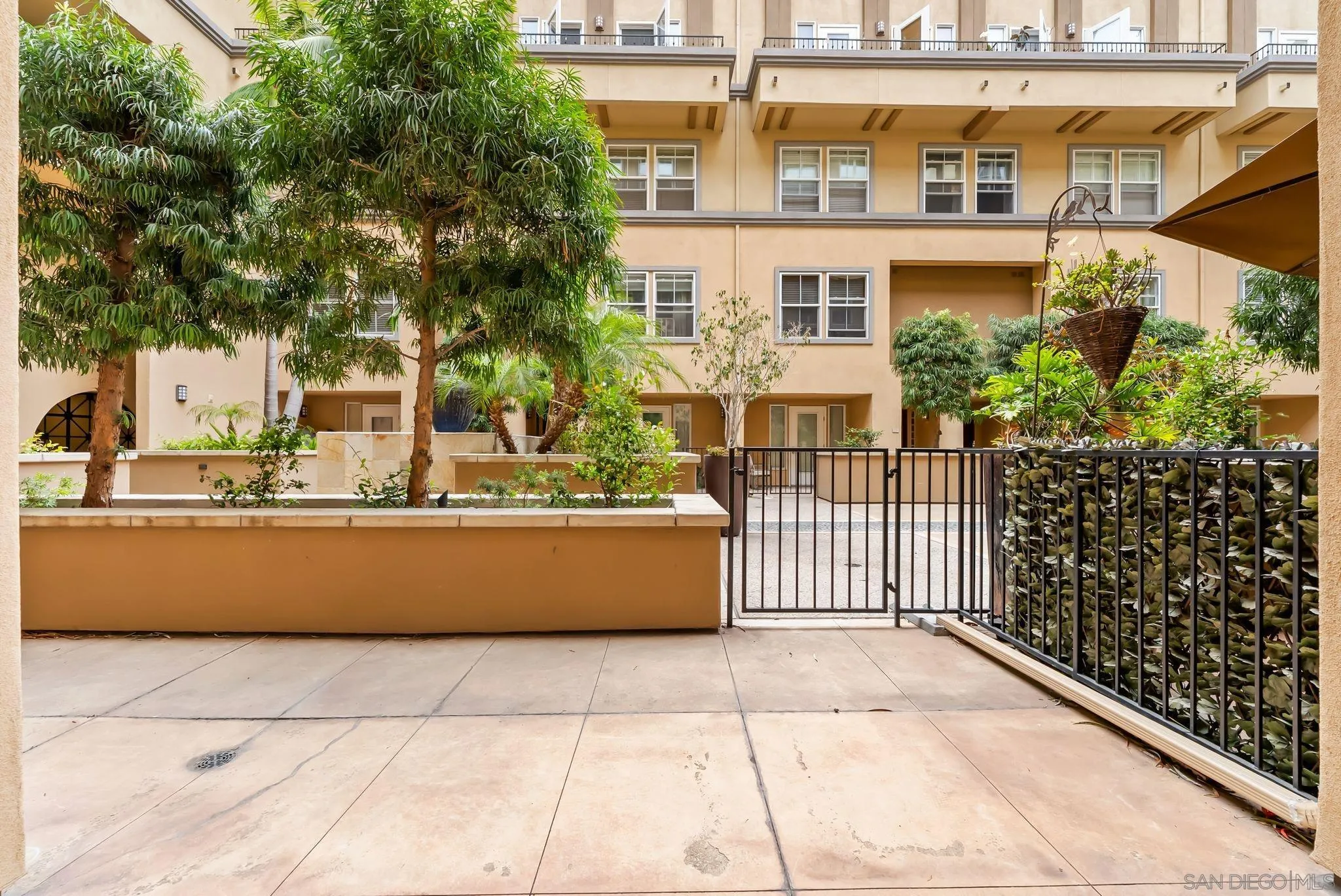 Photo #15: 250033509 Listing: Photo #15