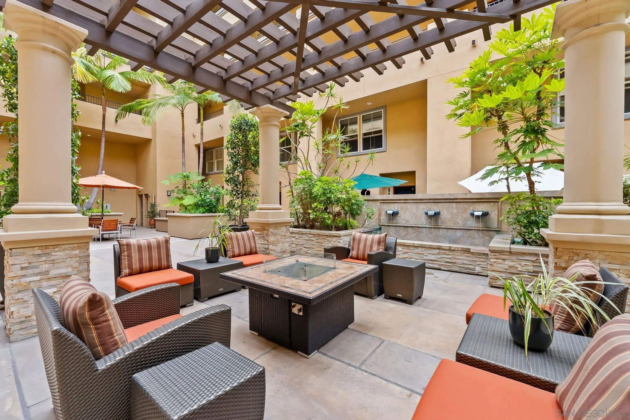 Photo #4: 250033509 Listing 