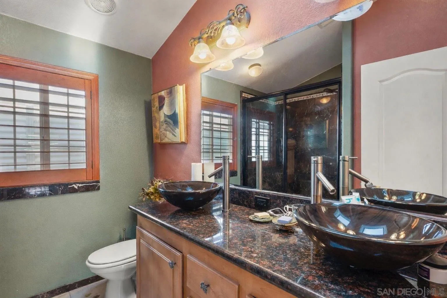 https://cdn.realtyfeed.com/cdn/127/250033515/250226f3c2832b74d328f71a1af947fd.webp