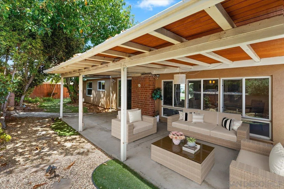 https://cdn.realtyfeed.com/cdn/127/250033516/6aaf86b1b56c979c3a936f7dbd6c4bba.webp