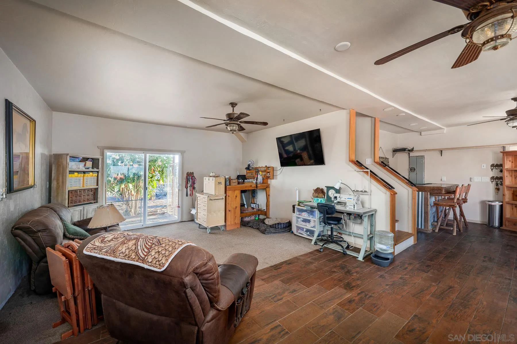 https://cdn.realtyfeed.com/cdn/127/250033520/aa645c98e9d3e509d11030e54d66dce9.webp