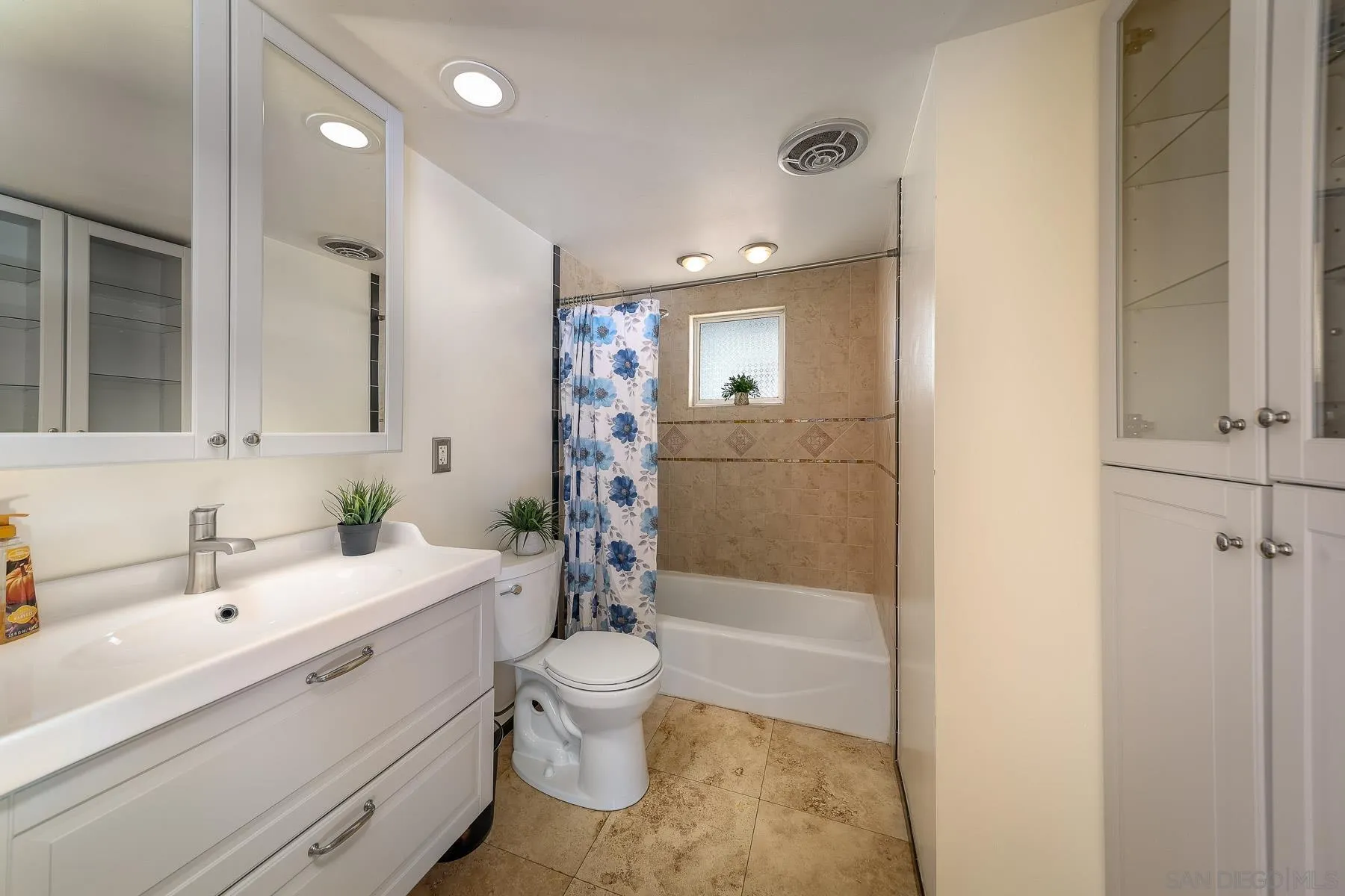 https://cdn.realtyfeed.com/cdn/127/250033521/d09820100398dc0581b0080f6489063f.webp