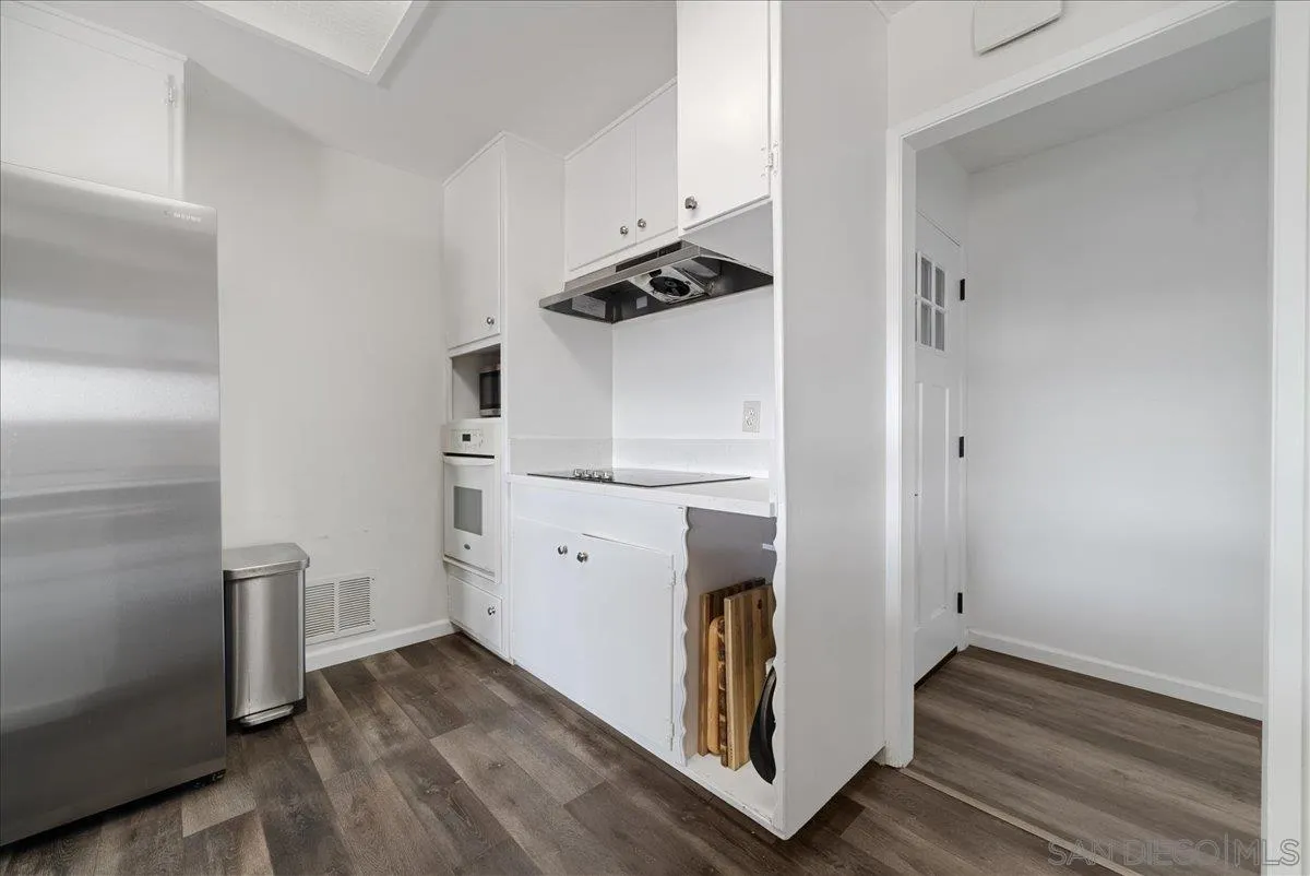 https://cdn.realtyfeed.com/cdn/127/250033525/9f884fb9be5e63b121a739ee6c6196bb.webp