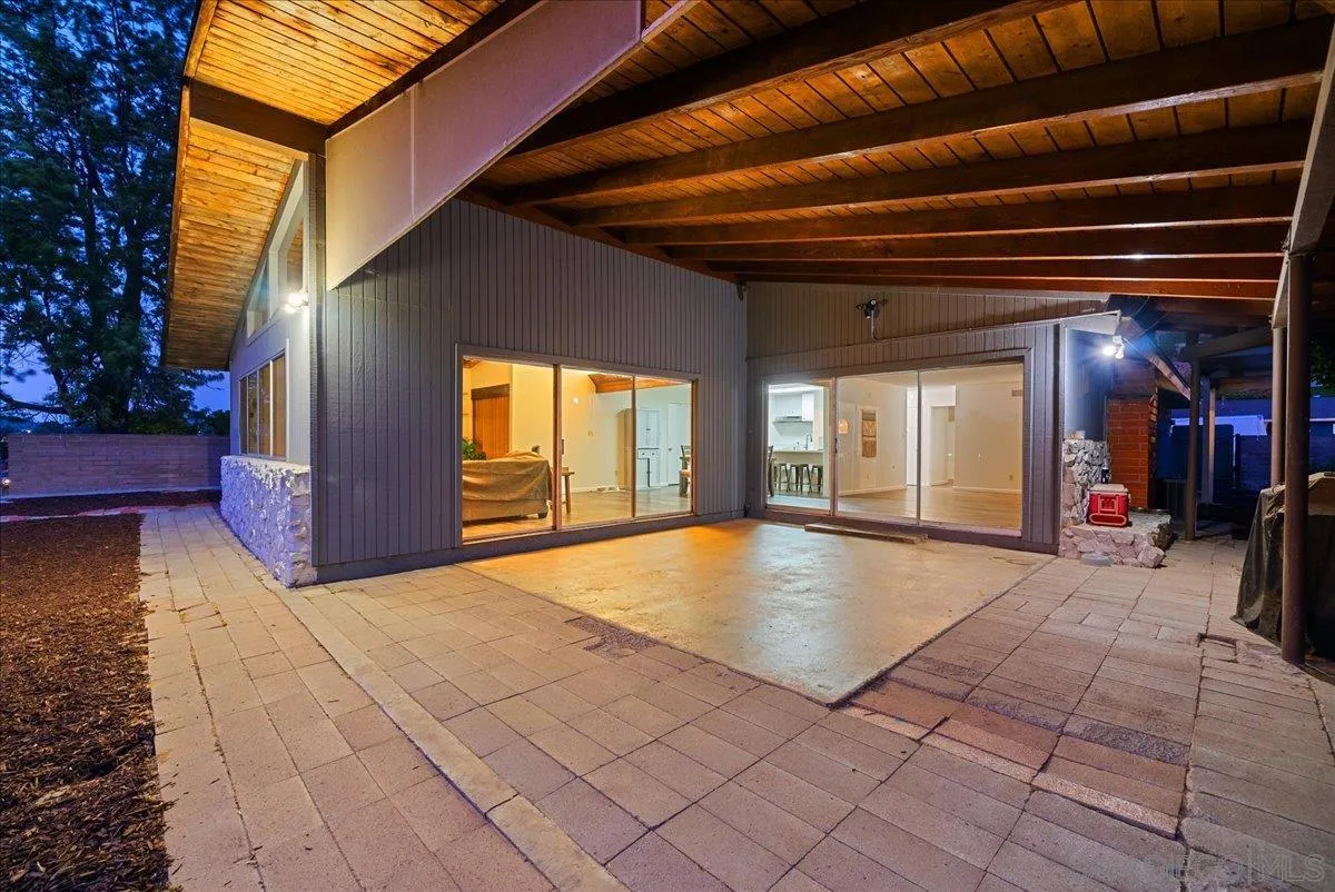 https://cdn.realtyfeed.com/cdn/127/250033525/be1a800ecc29d045bdd875832522283a.webp