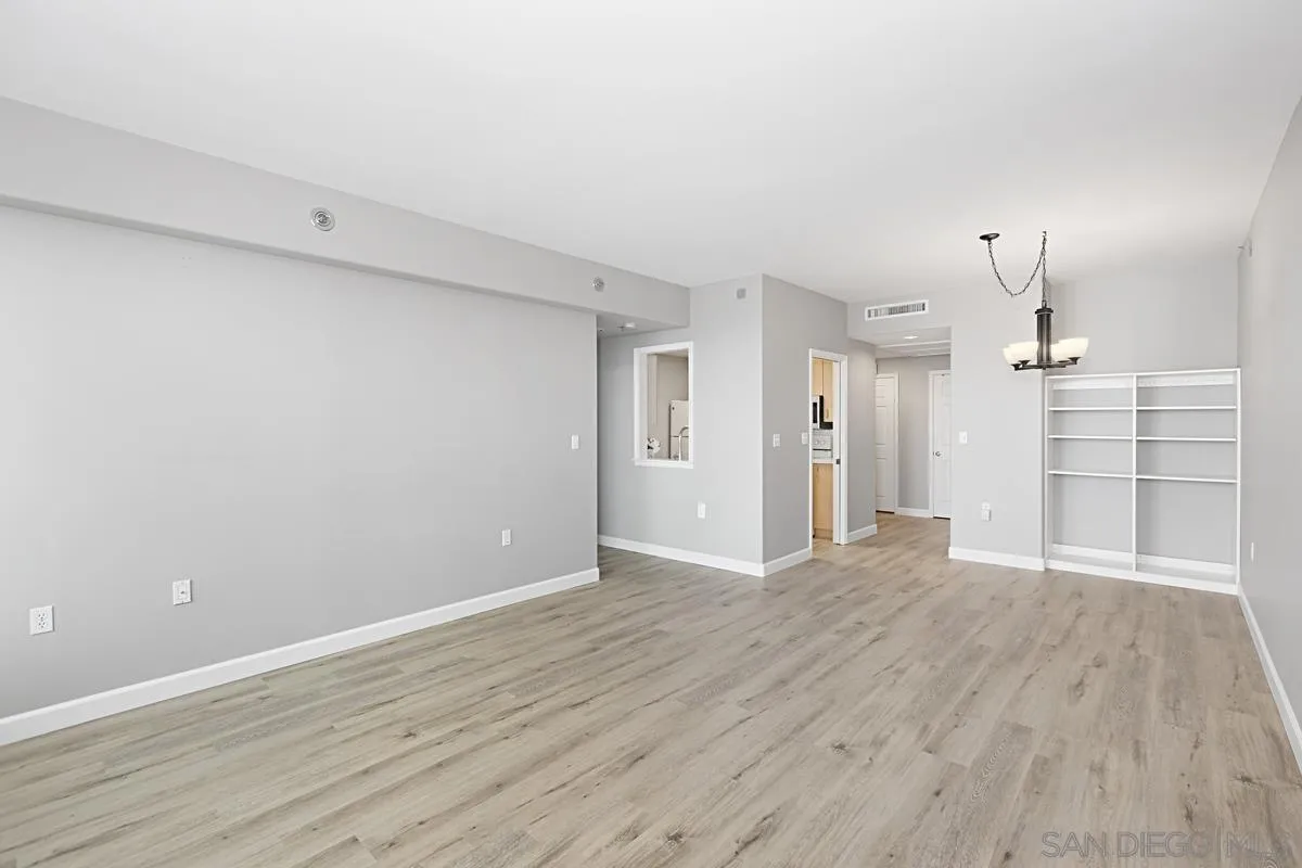 https://cdn.realtyfeed.com/cdn/127/250033526/639e68db4ac92bc80f0609c5b4ab2274.webp