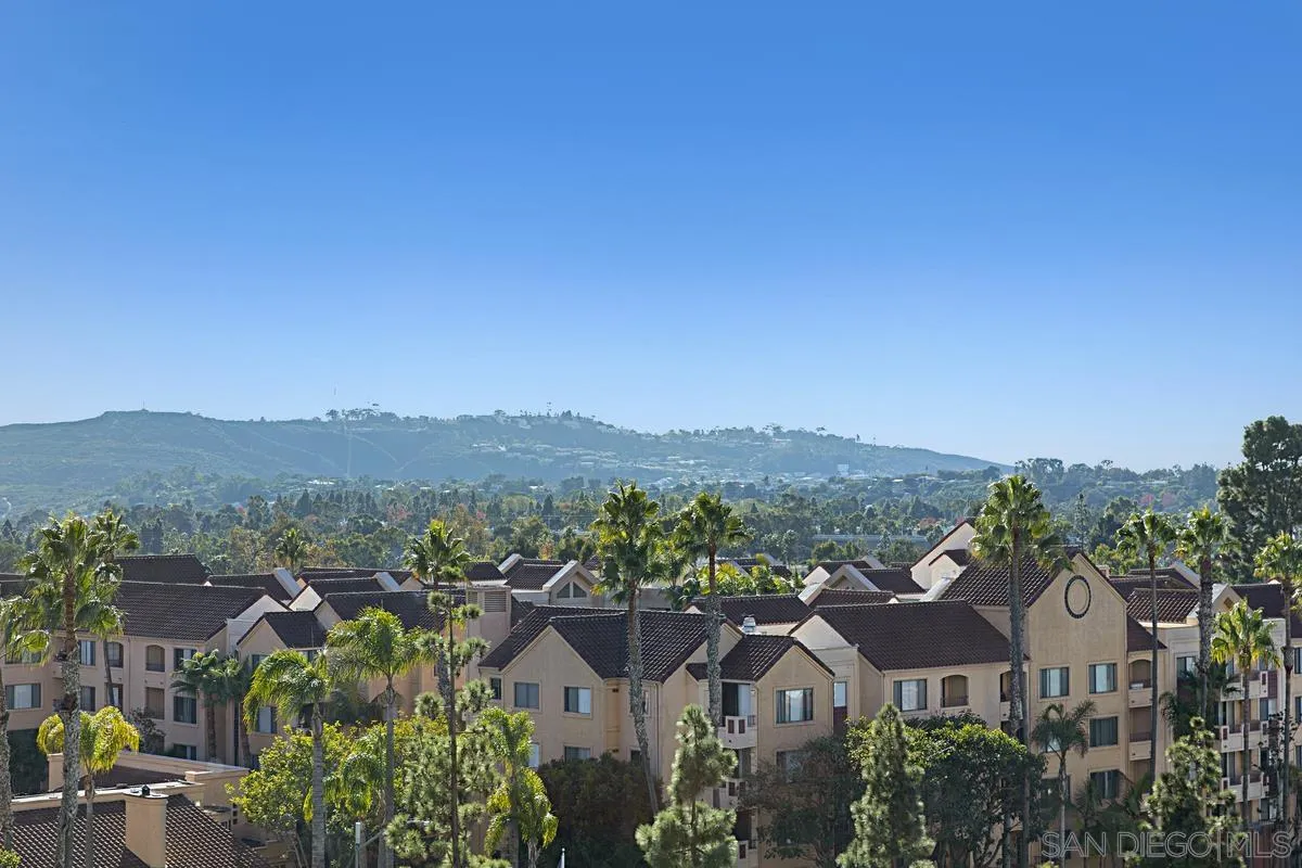 Photo #6: 250033526 Listing 