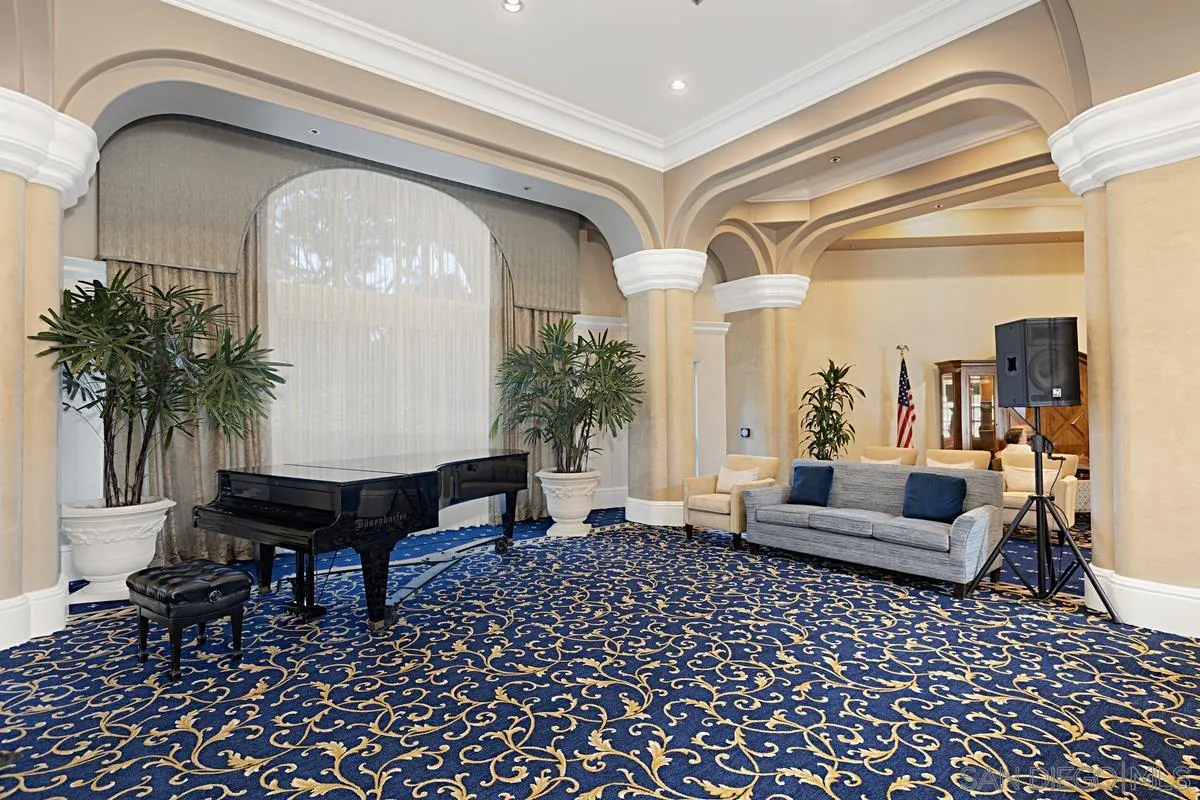 https://cdn.realtyfeed.com/cdn/127/250033526/9b9e5e31ab83c773c10ec46a257263ba.webp