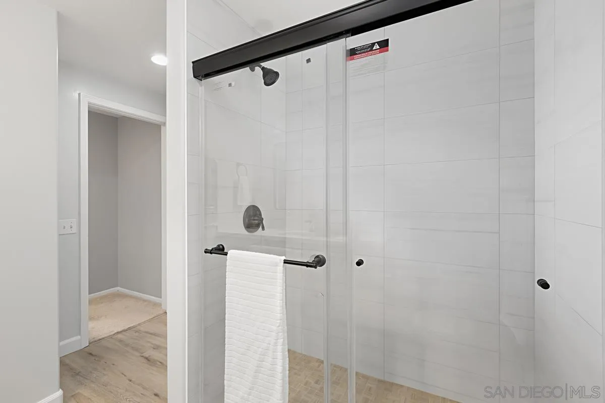 https://cdn.realtyfeed.com/cdn/127/250033526/b2f9db7e335efc267f02dad64426f234.webp