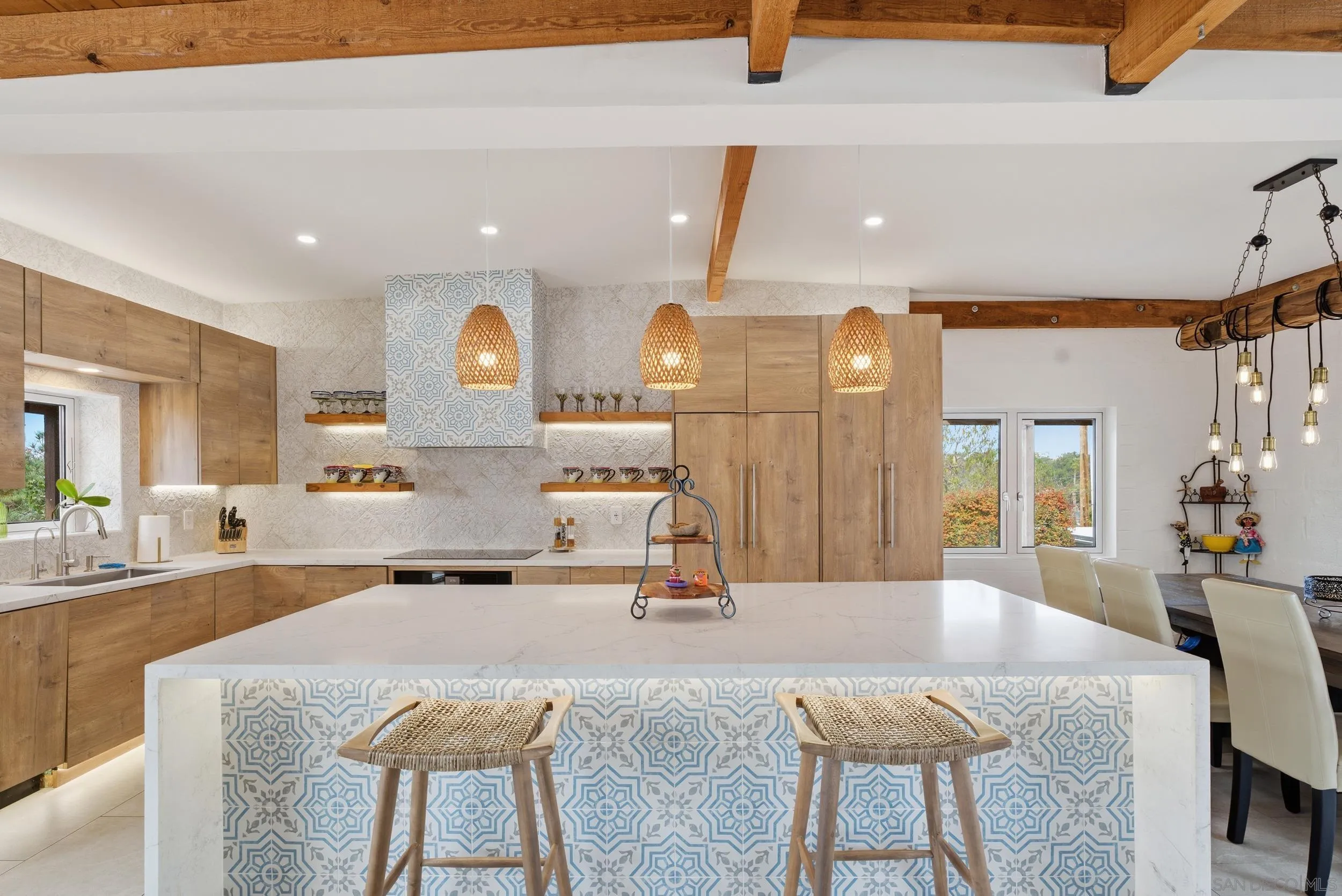 https://cdn.realtyfeed.com/cdn/127/250033529/cc1da6d96b4eaca7a7cec3aa7a995bd3.webp