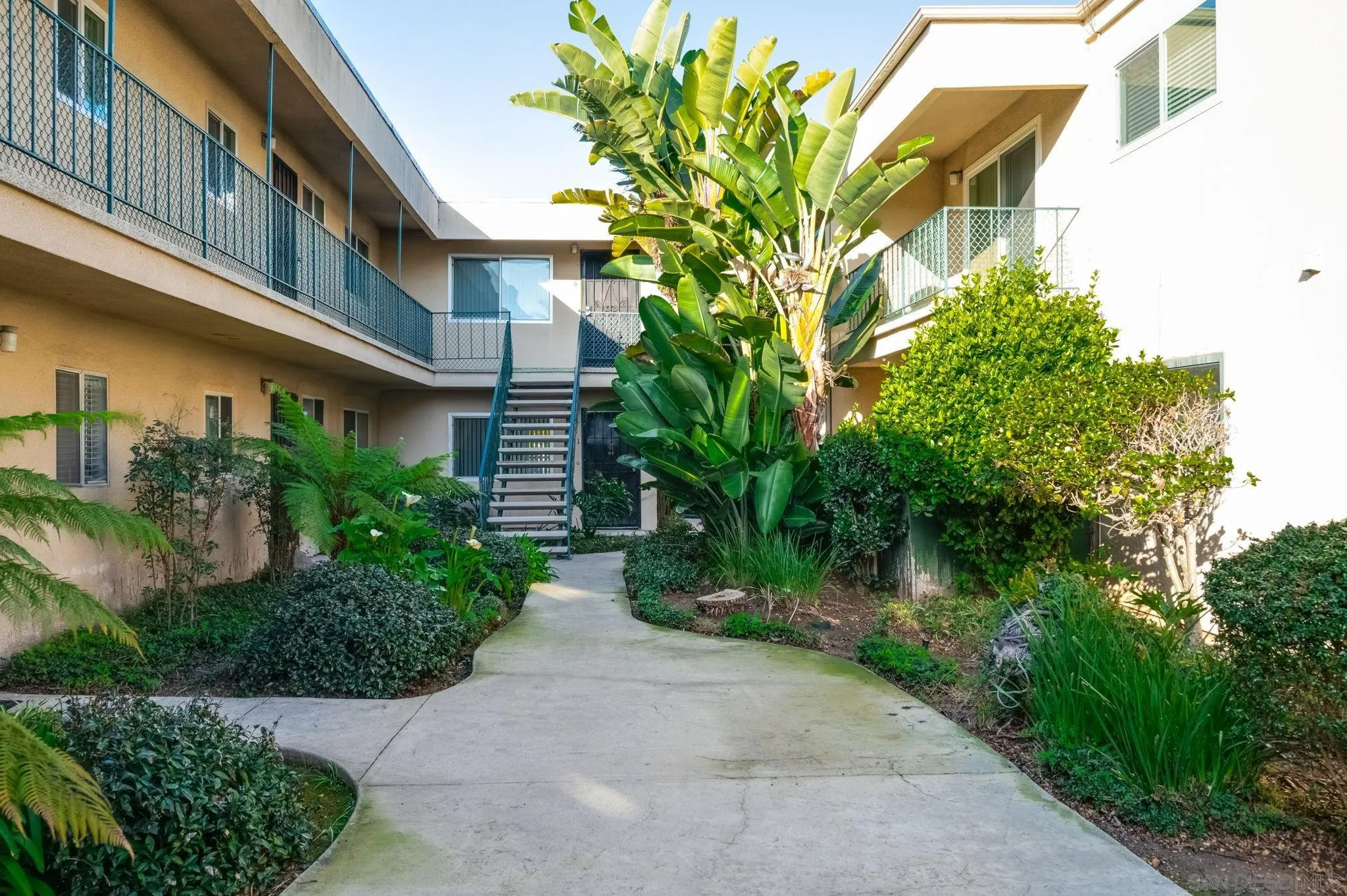 Photo #5: 250033540 Listing 