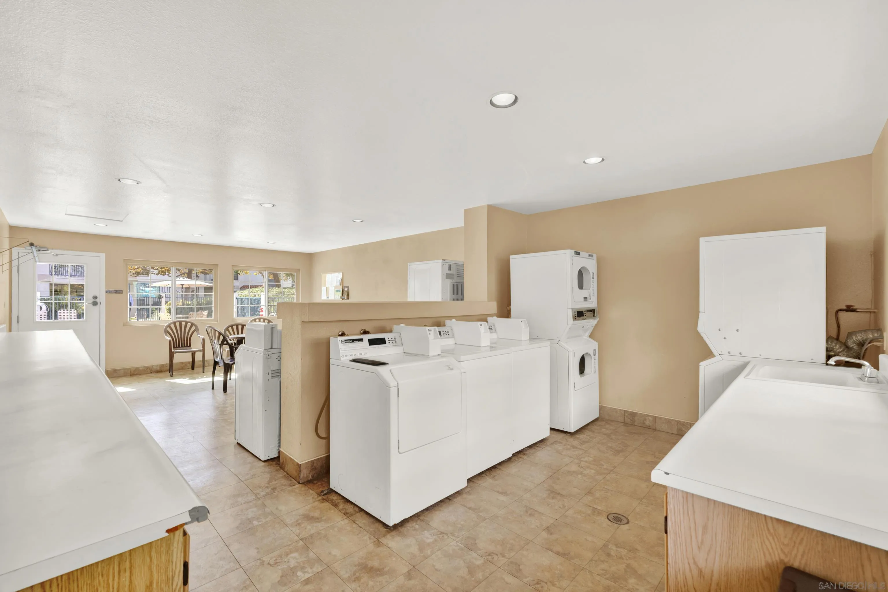 Photo #36: 250033545 Listing: Photo #36