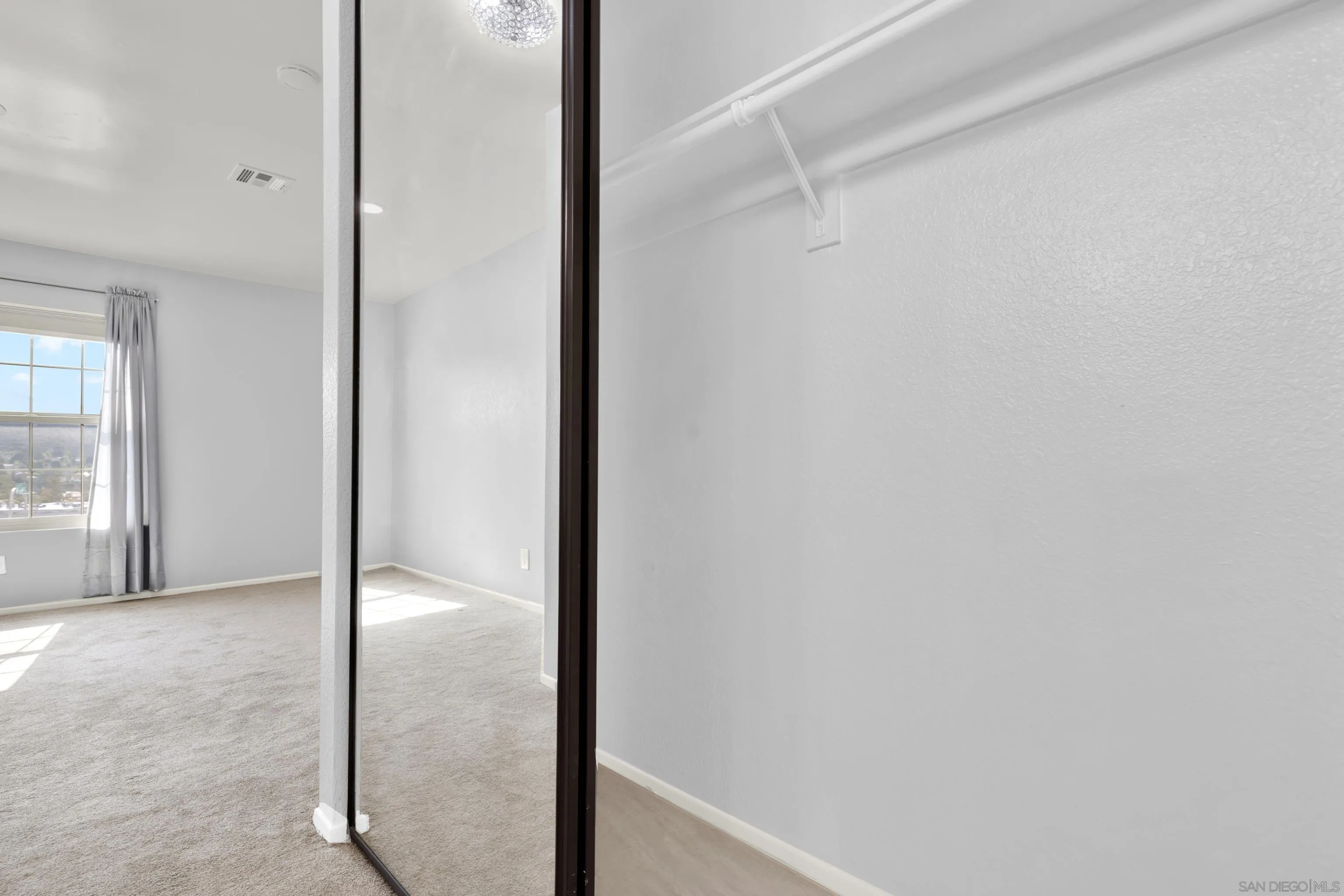 Photo #26: 250033545 Listing: Photo #26
