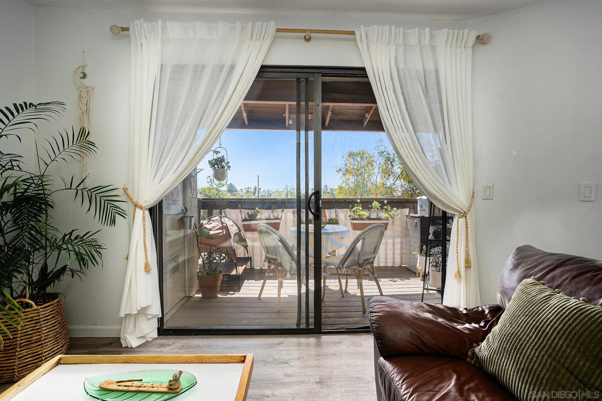Photo #4: 250033549 Listing 