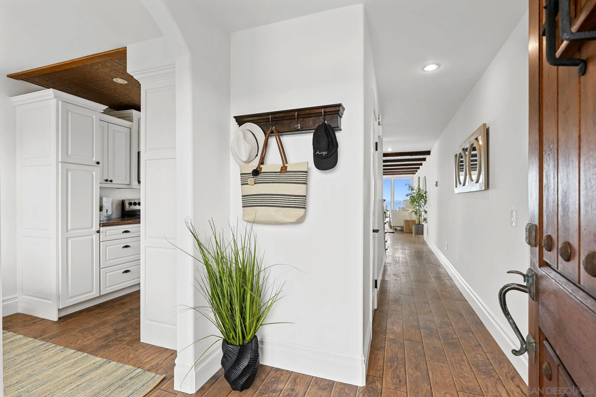 Photo #5: 250033550 Listing 
