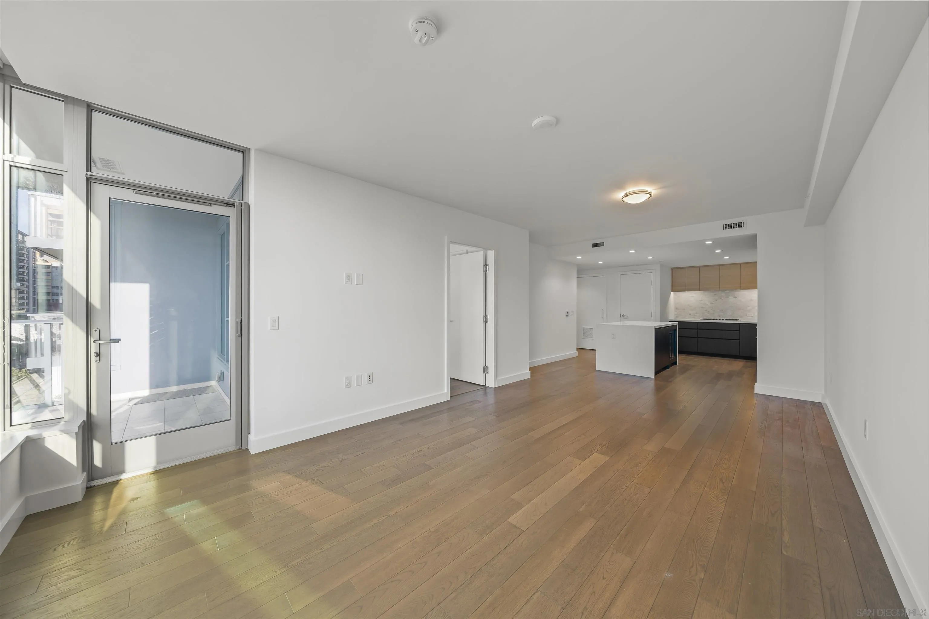 Photo #10: 250033552 Listing: Photo #10