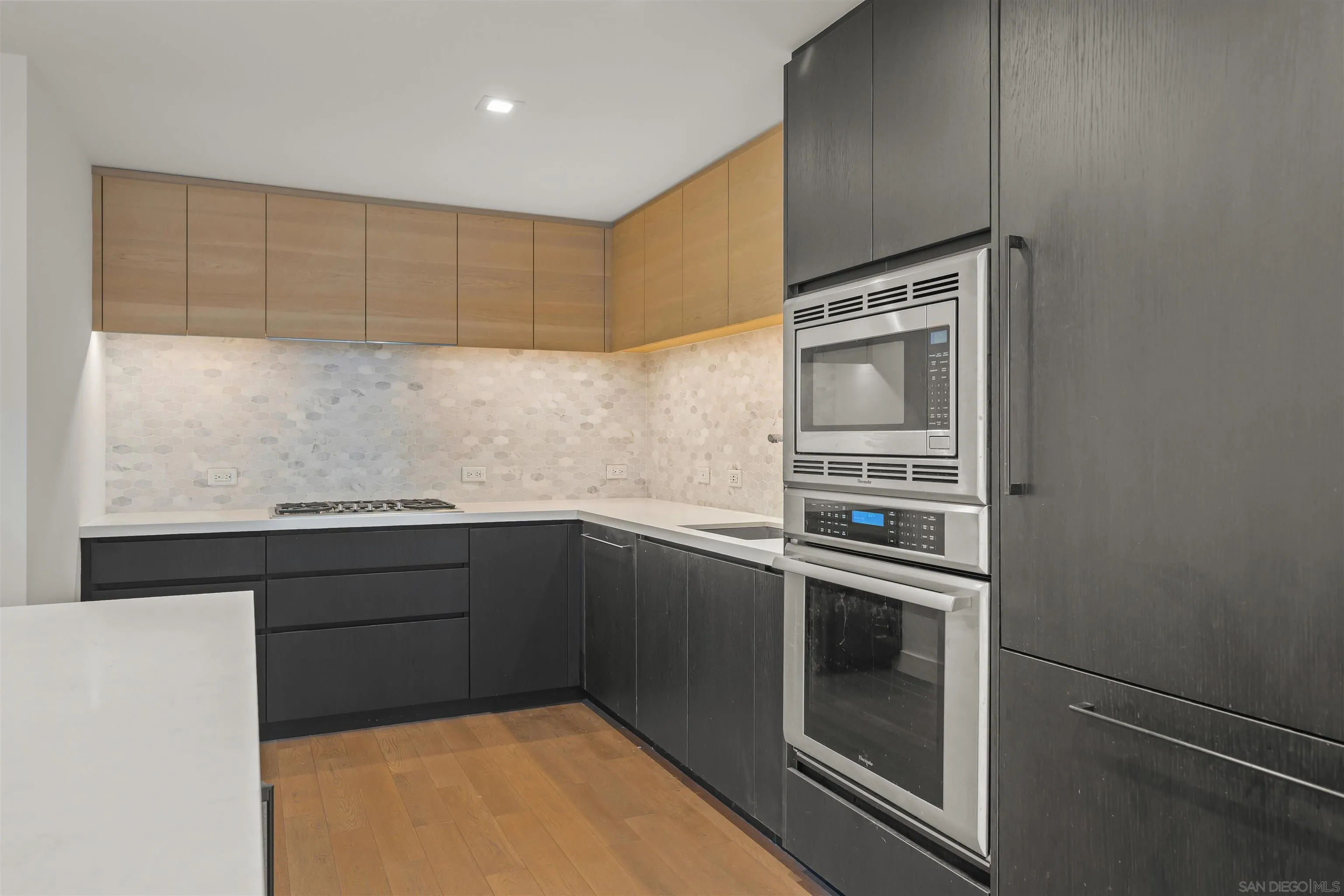 Photo #4: 250033552 Listing 