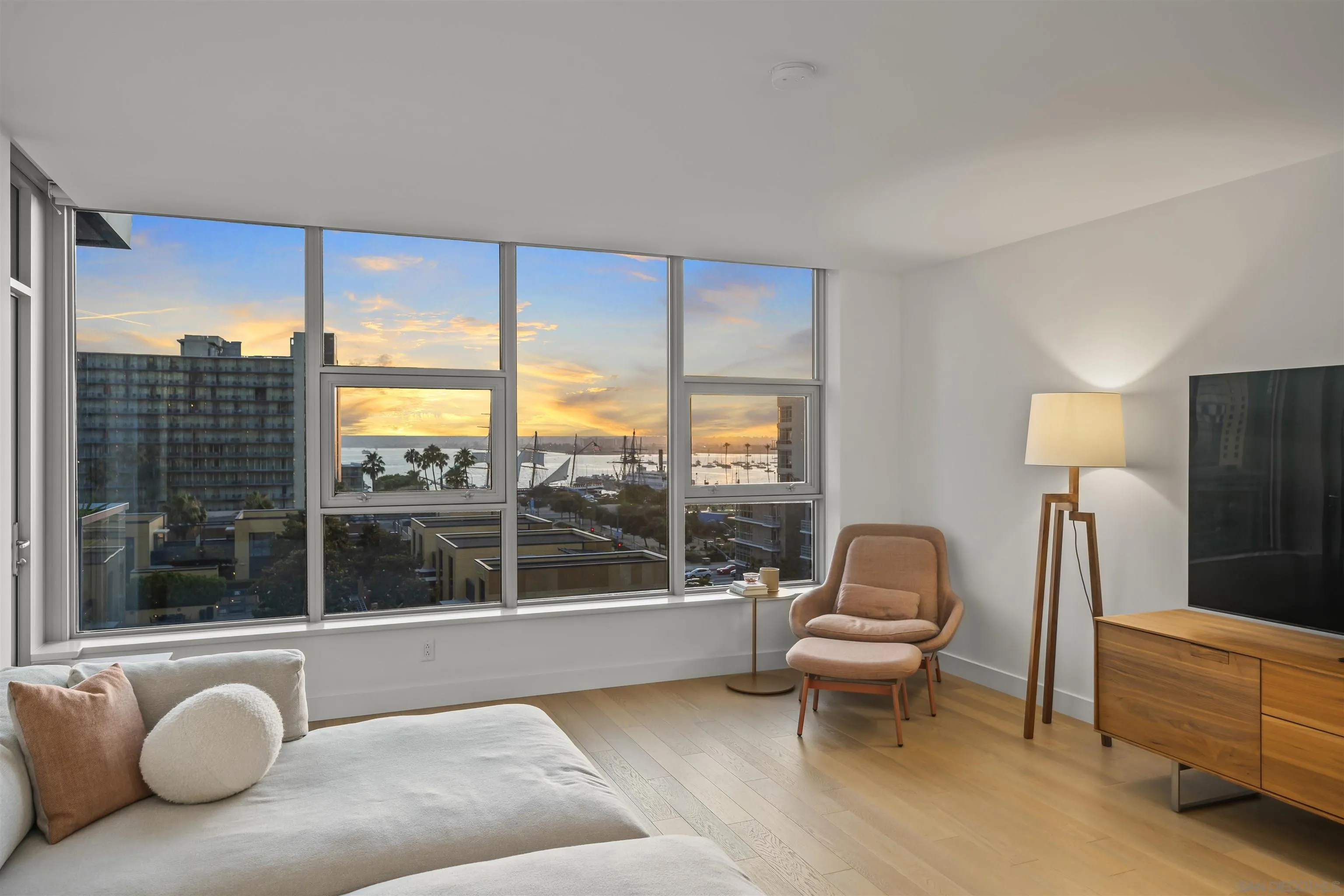 Photo #15: 250033553 Listing: Photo #15