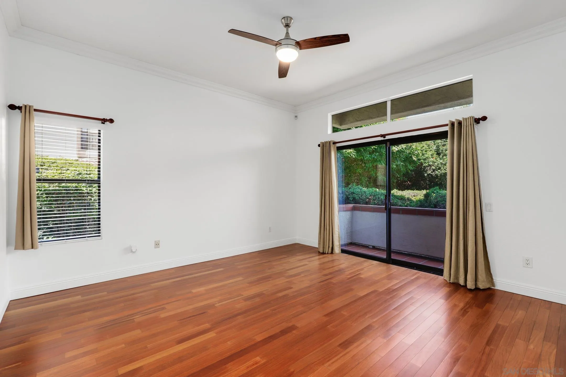 Photo #7: 250033554 Listing: Photo #7