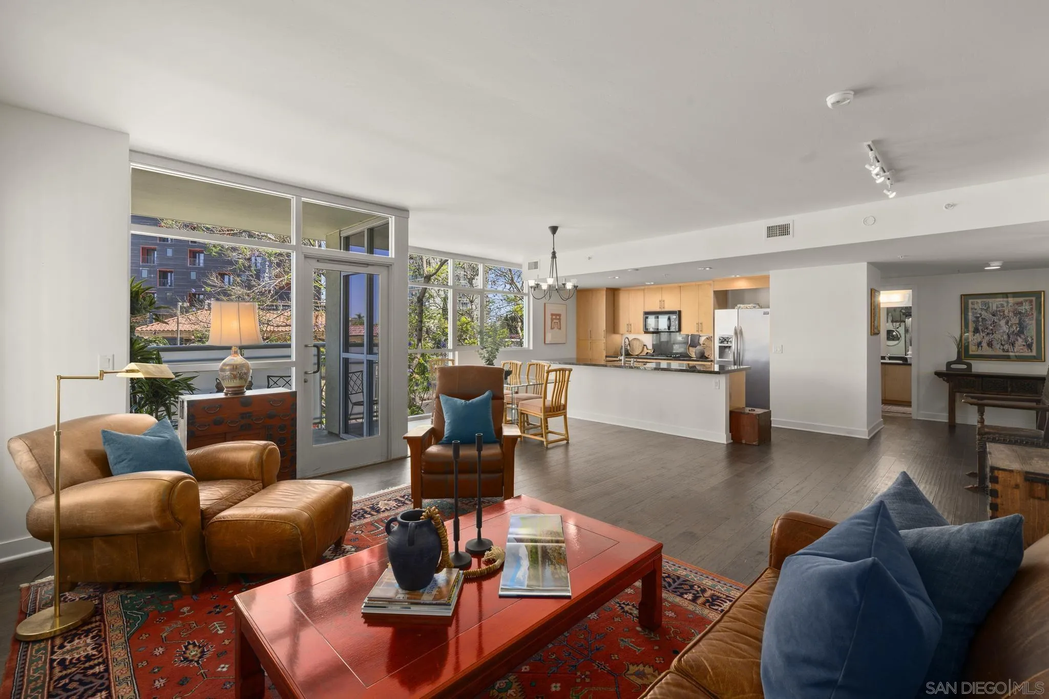Photo #2: 250033558 Listing 