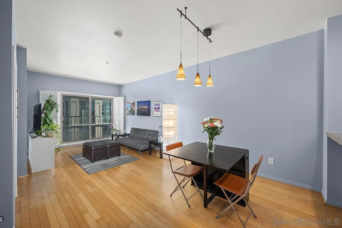 Photo #3: 250033560 Listing 