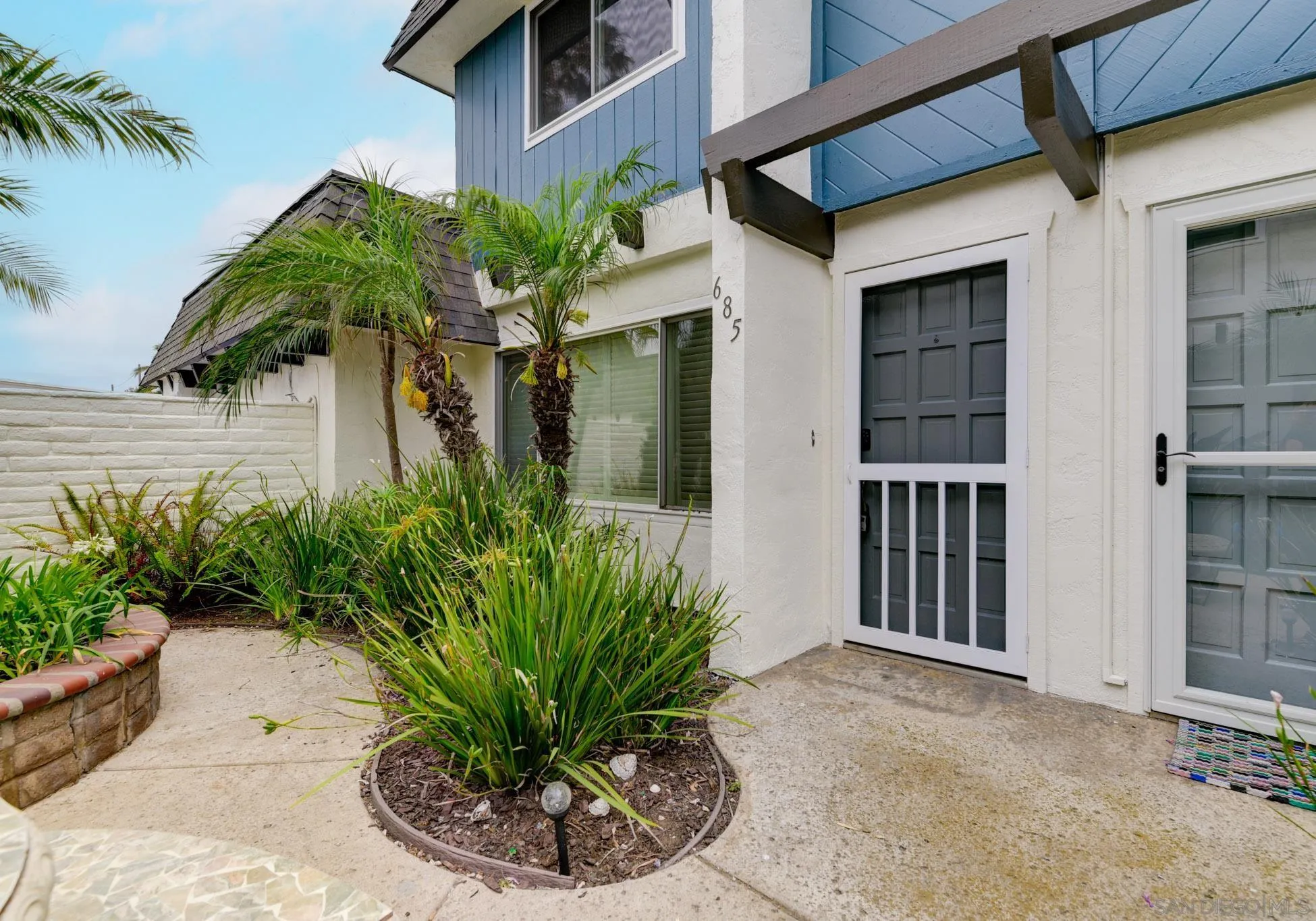 Photo #2: 250033566 Listing 