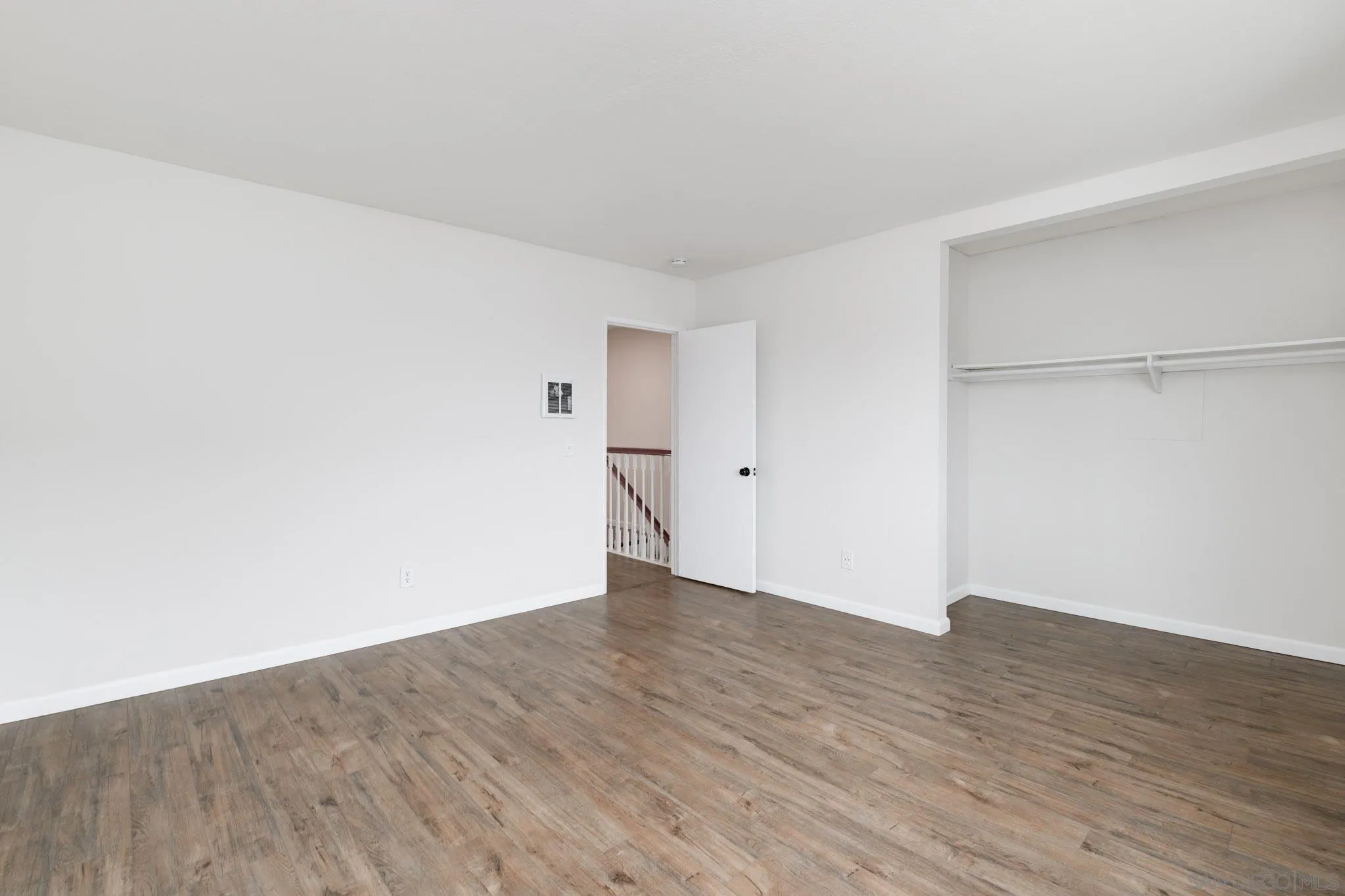 Photo #33: 250033566 Listing: Photo #33