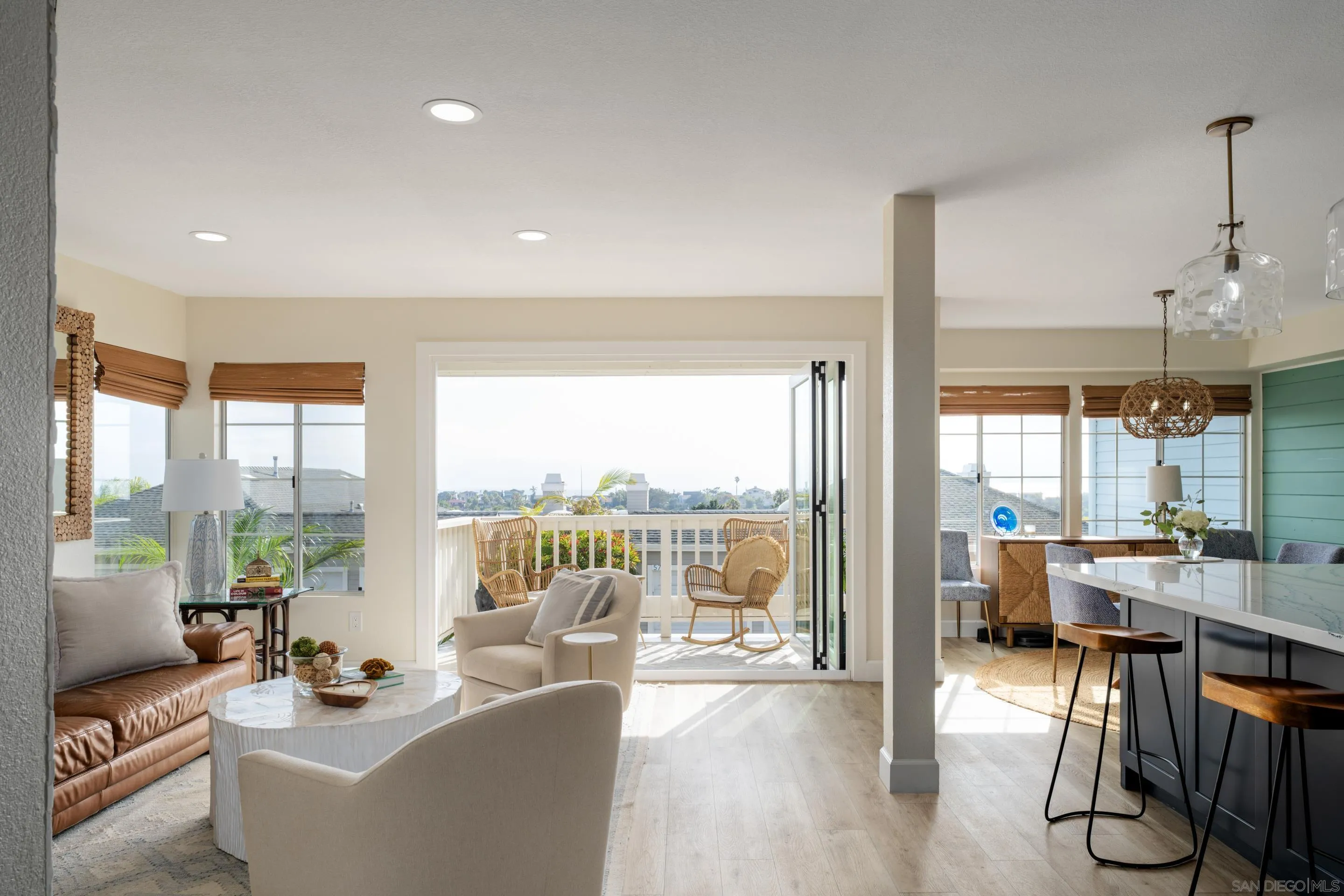 Photo #5: 250033568 Listing 