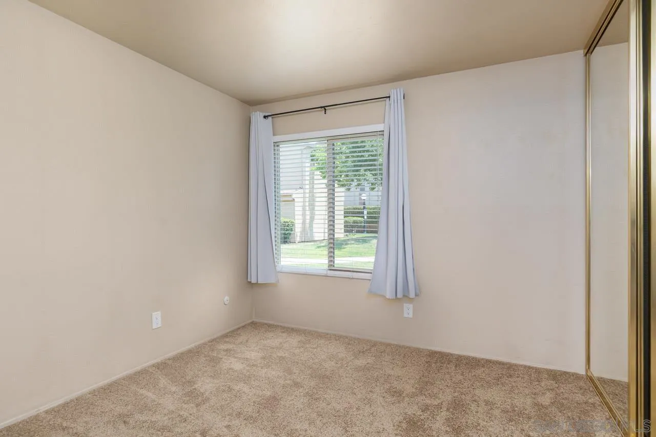 Photo #7: 250033570 Listing: Photo #7