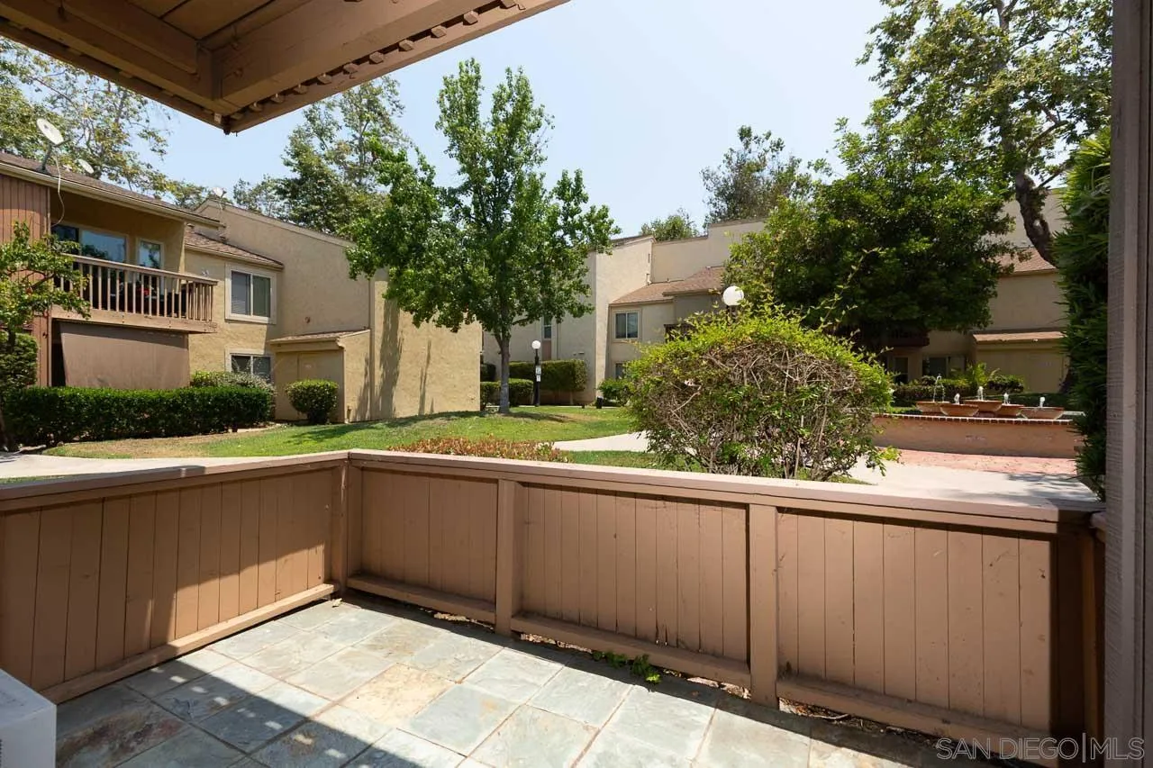 Photo #8: 250033570 Listing: Photo #8