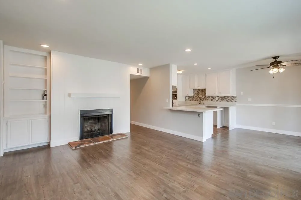 Photo #7: 250033571 Listing: Photo #7