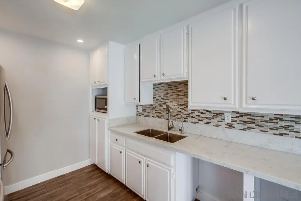 Photo #15: 250033571 Listing: Photo #15